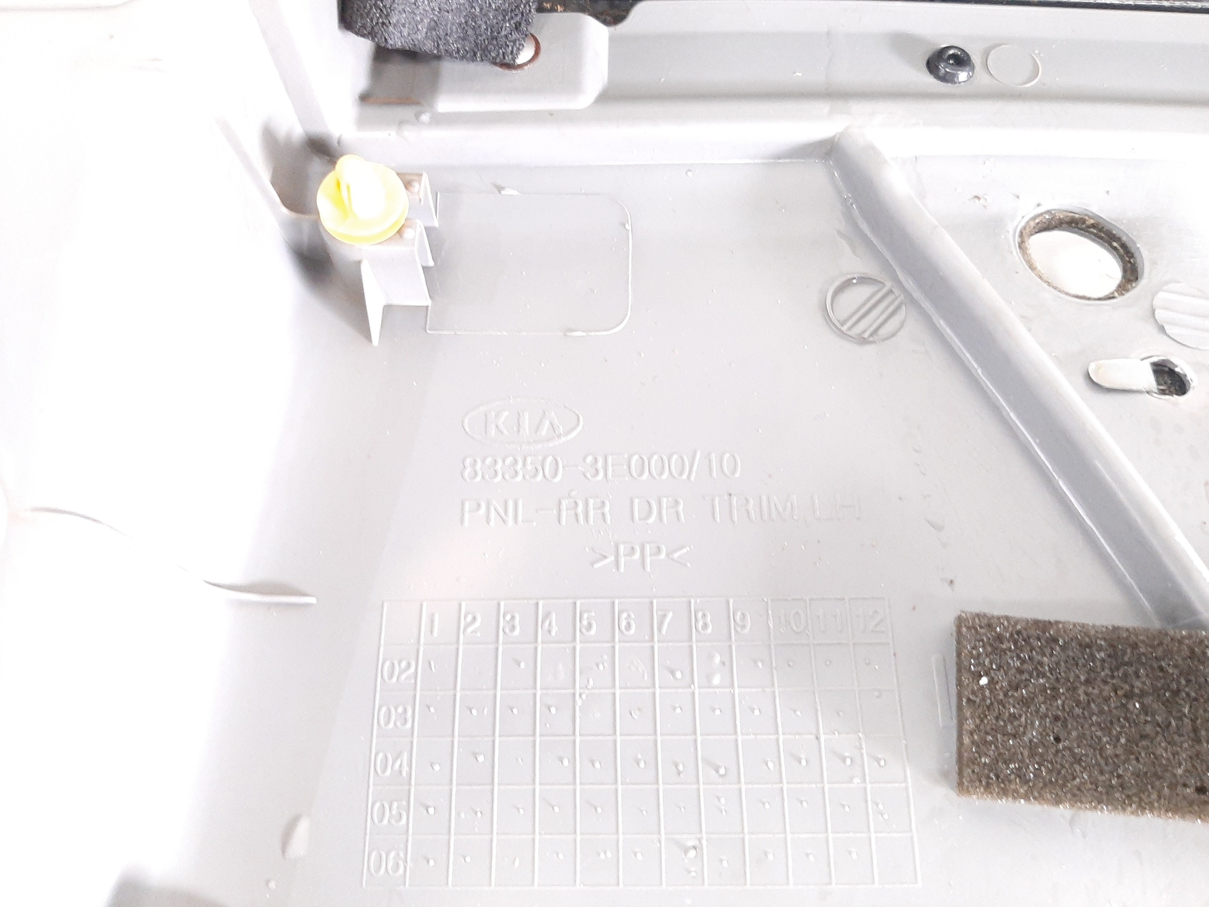 Forro Porta Traseiro Esquerdo Kia Sorento 2002 2003 A 2009 3