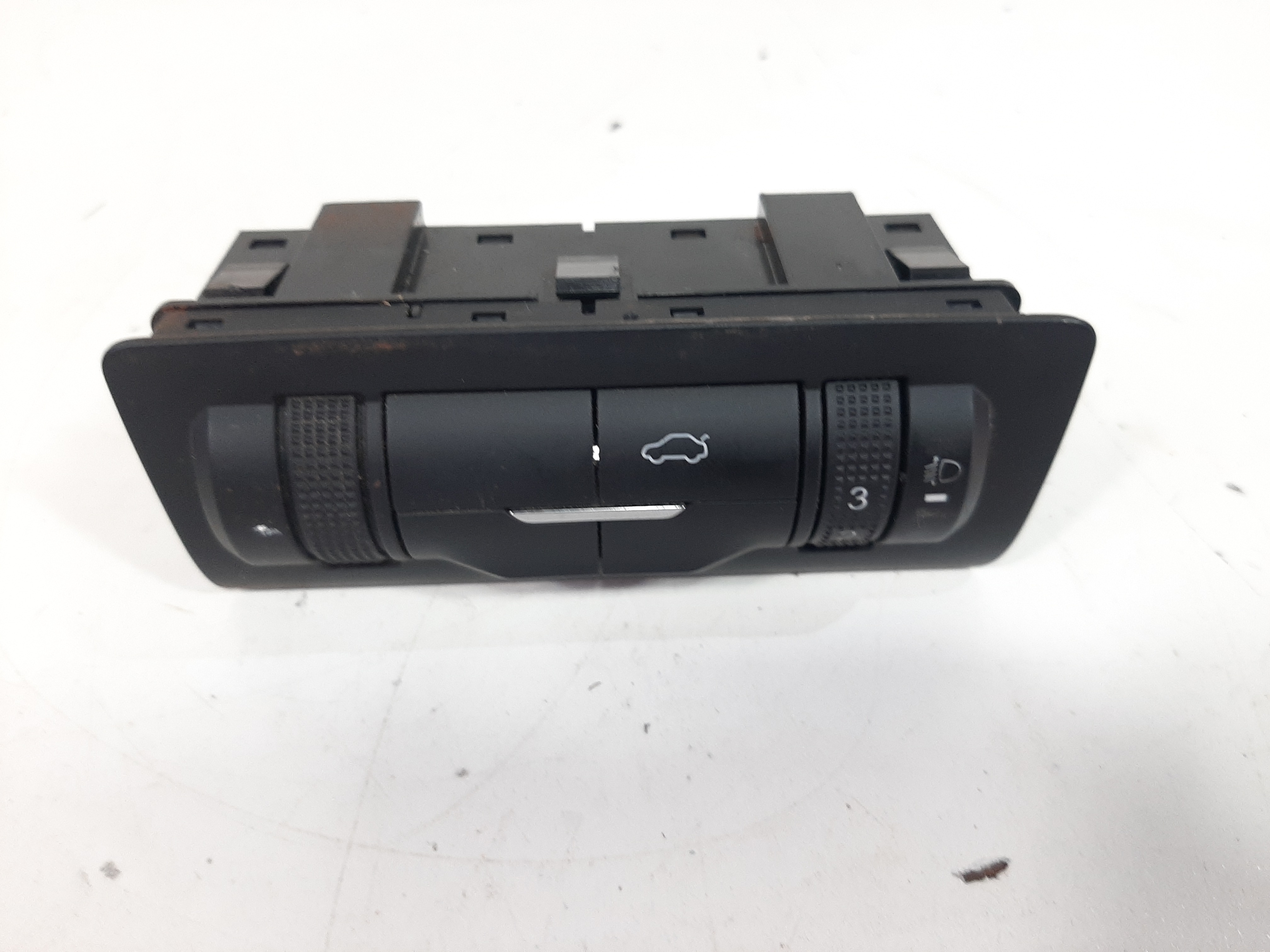 Botão Comando Farol Porta Malas Chery Tiggo 8 2019 A 2022 8