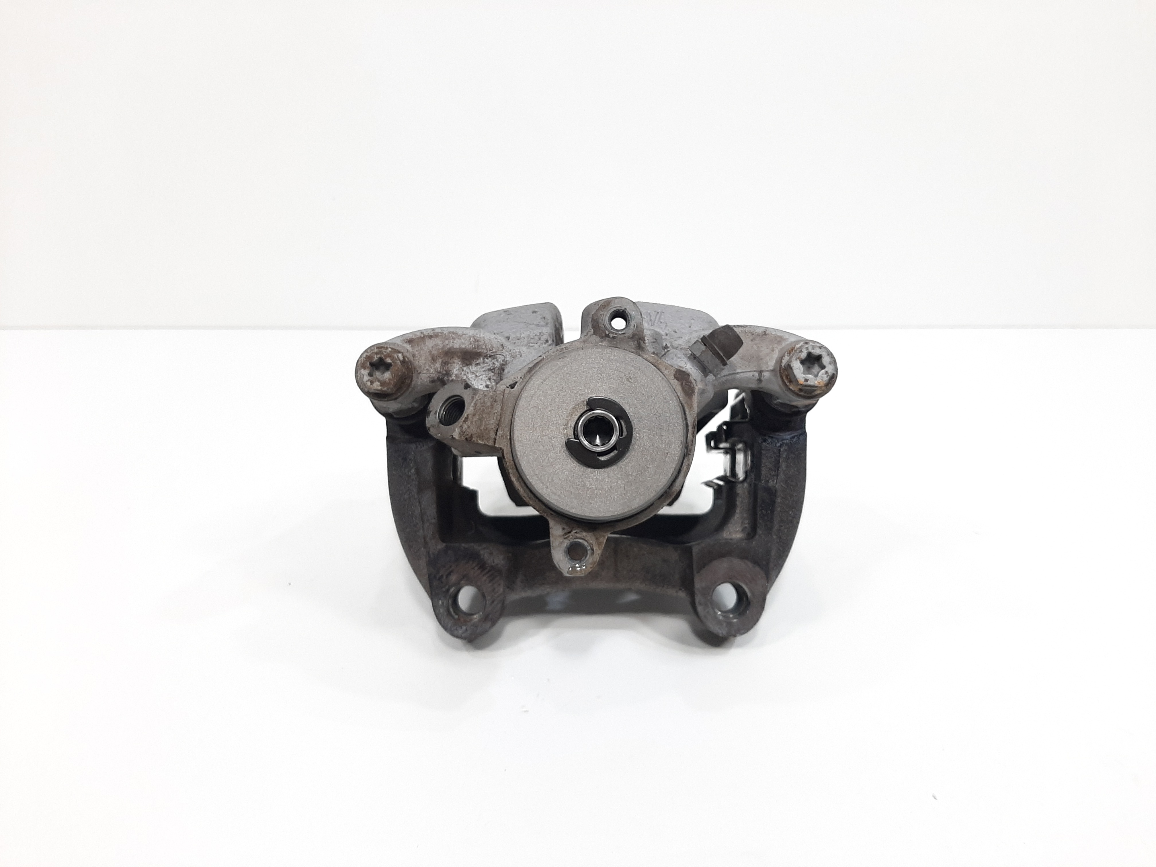 Pinça Traseira Esquerda Mercedes A200 1.6 2013 2014 A 2018 4