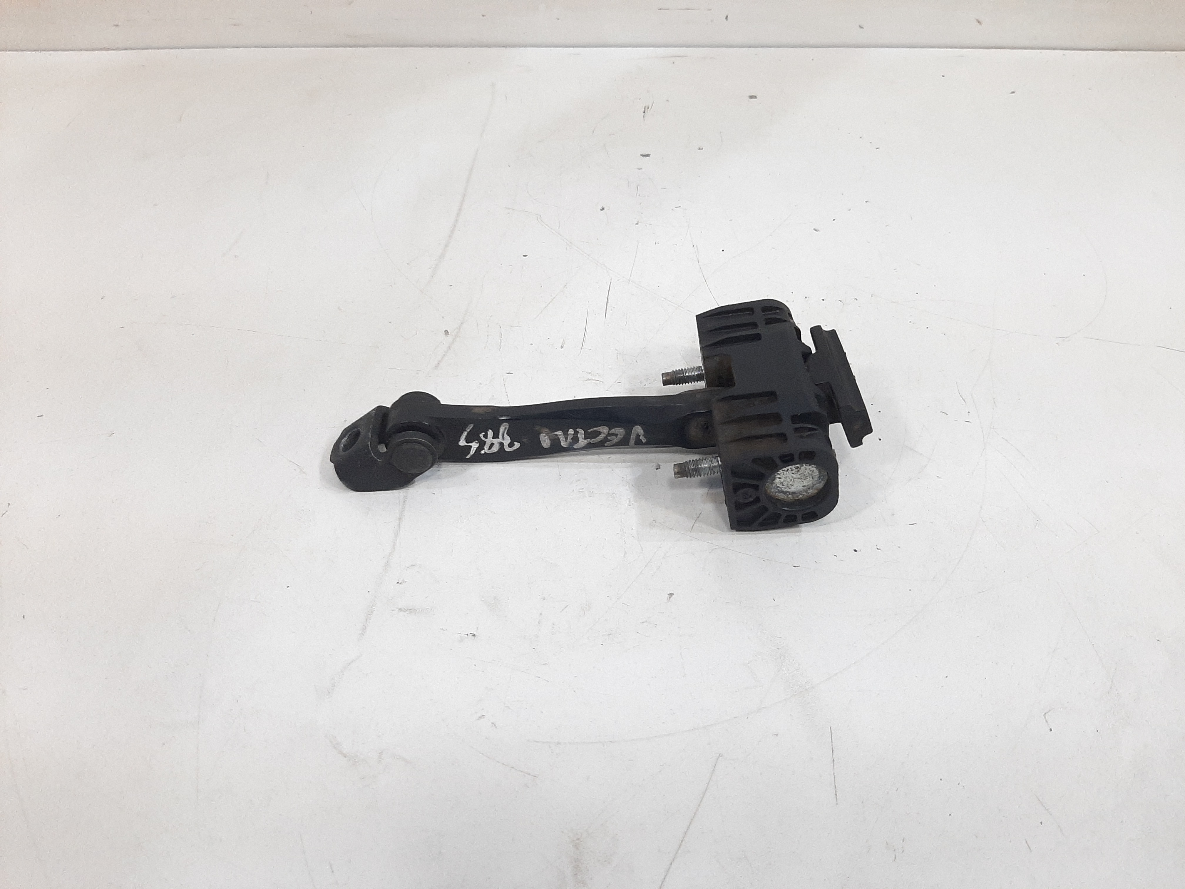Limitador Porta Traseira Esquerda Gm Vectra Gt 2008 A 2011 3