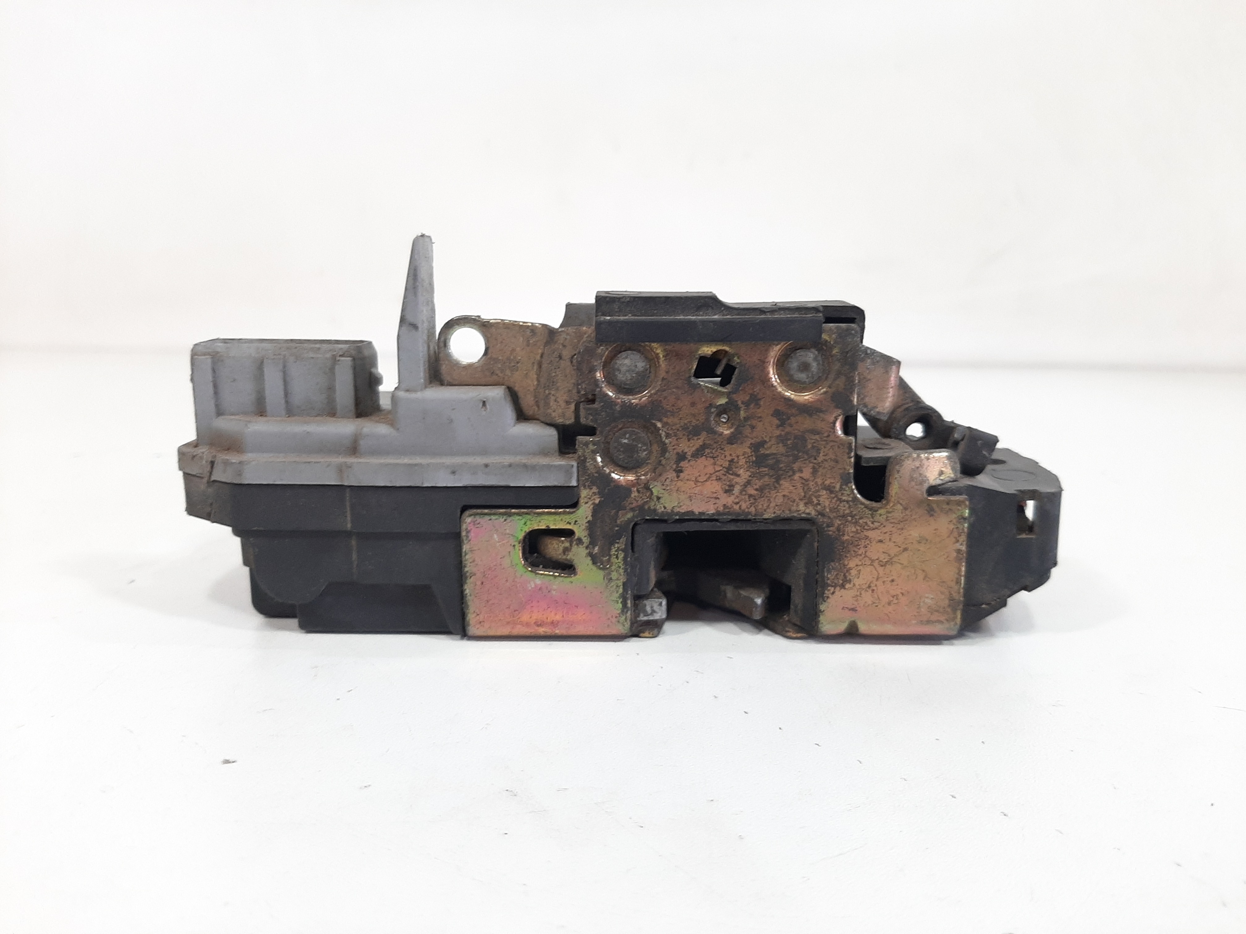 Fechadura Traseira Esquerd Peugeot 206 1999 2000 2001 A 2008 7