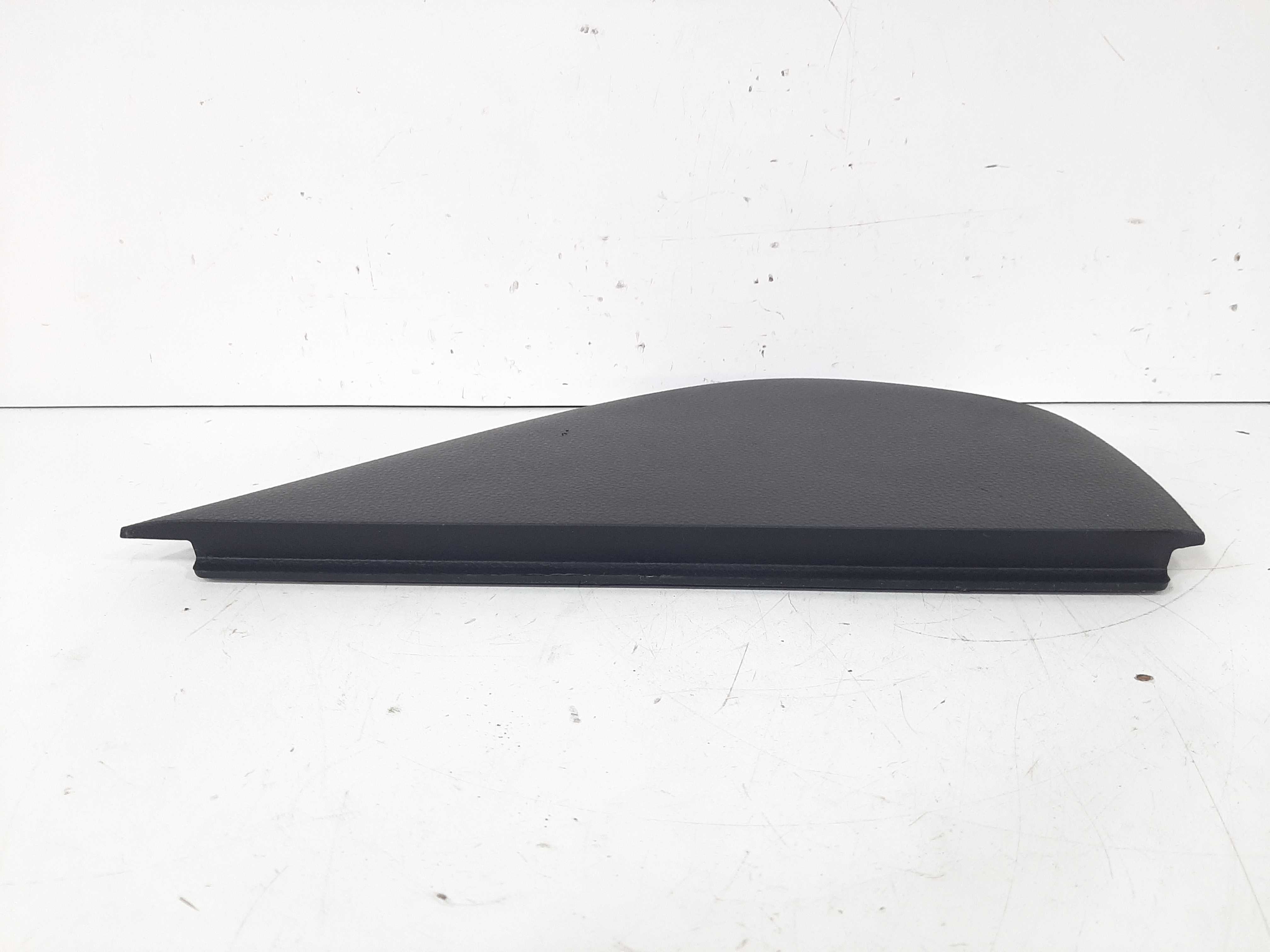 Acabamento Painel Lateral Direito Vw Jetta 2015 2016 A 2018 2
