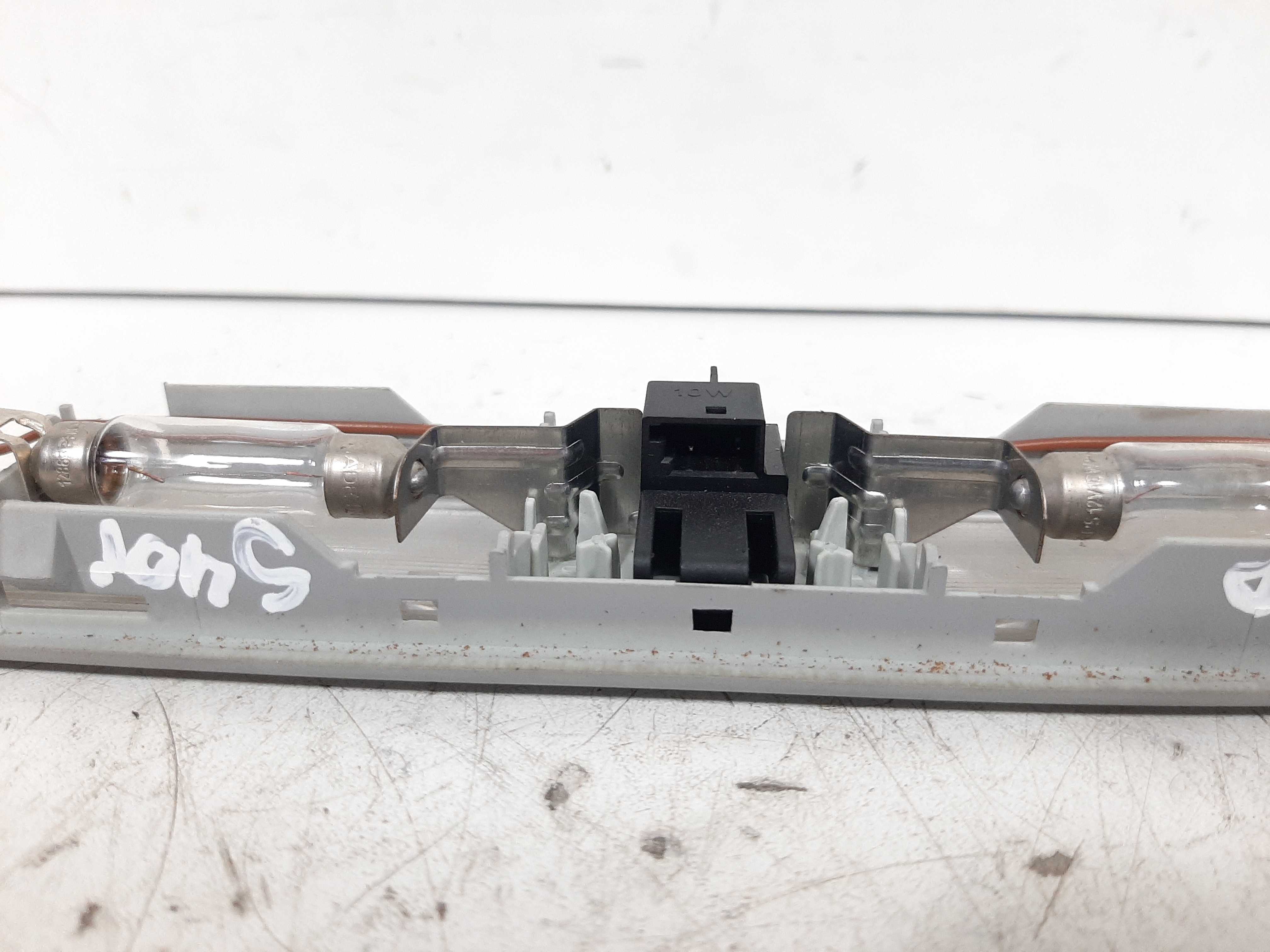 Luz Cortesia Bmw 540i Serie 5 E39 96 97 A 2002 2003 2004 7
