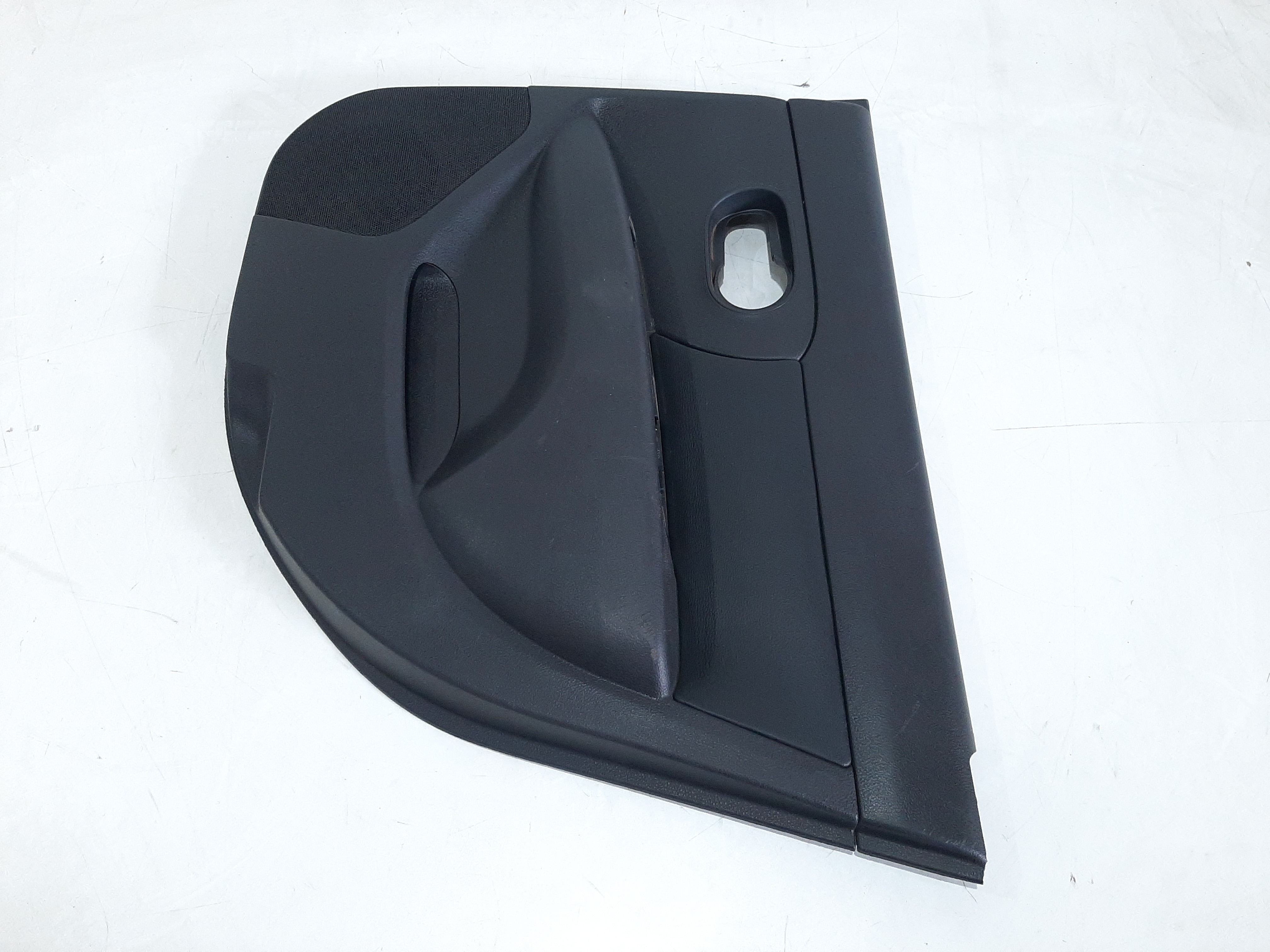 Forro Porta Traseiro Direito Nissan Livina 2010 A 14 Detalhe 5