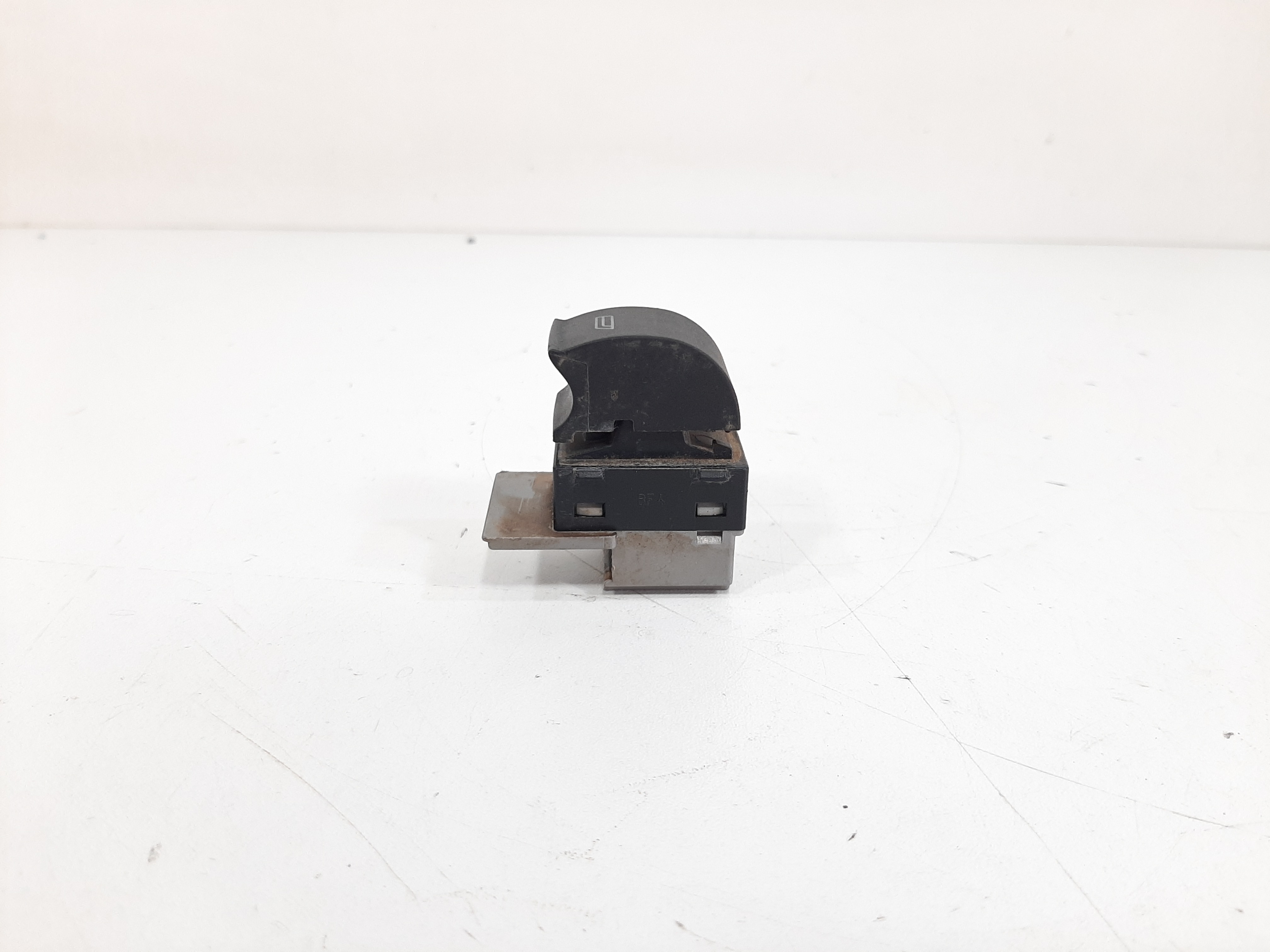 Botão Vidro Elétrico Traseiro Esquerdo Audi A3 1997 A 2006 4