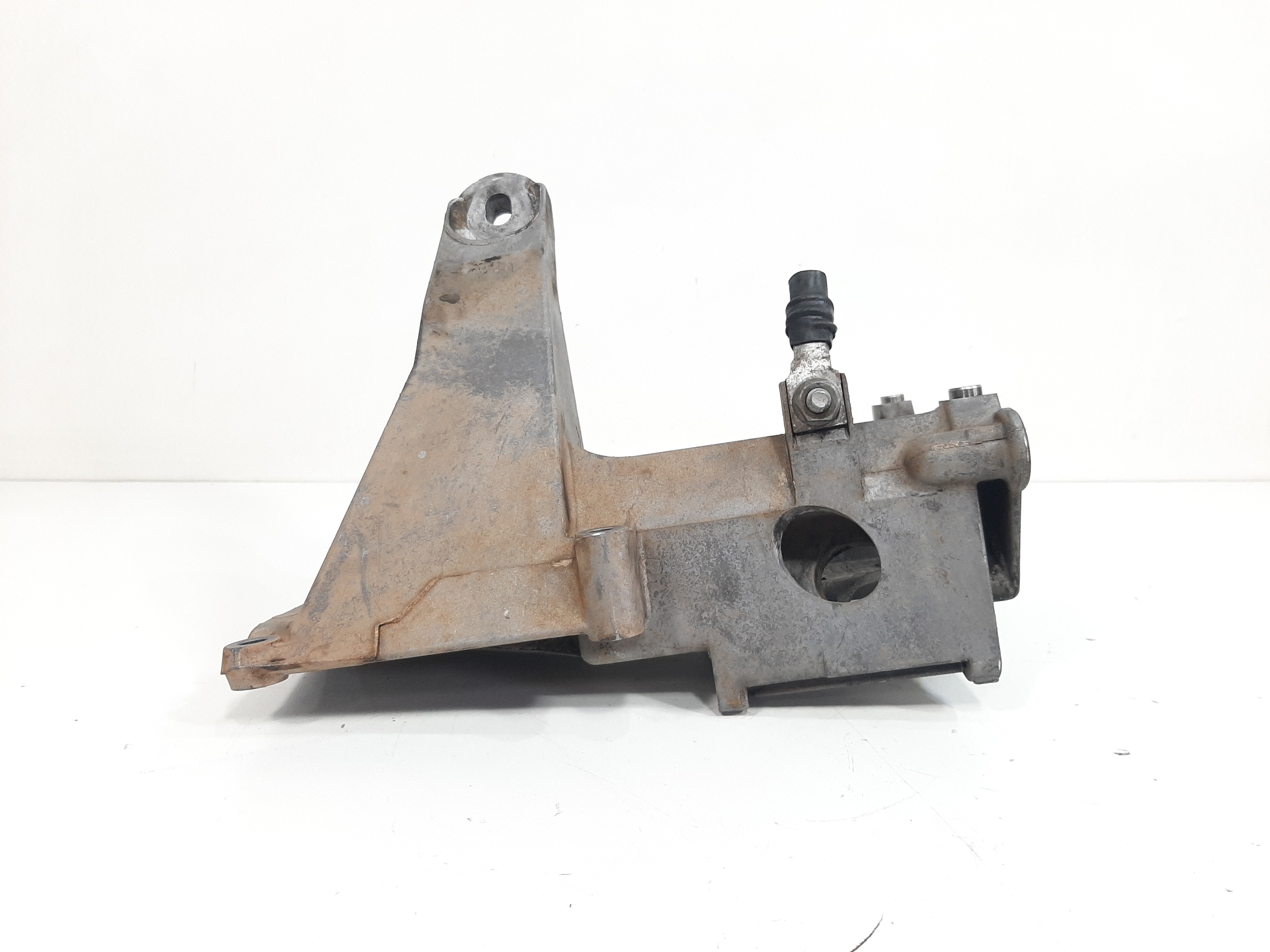 Suporte Compressor Ar Condicionado Bmw X5 E53 4.4 99 A 2006 8