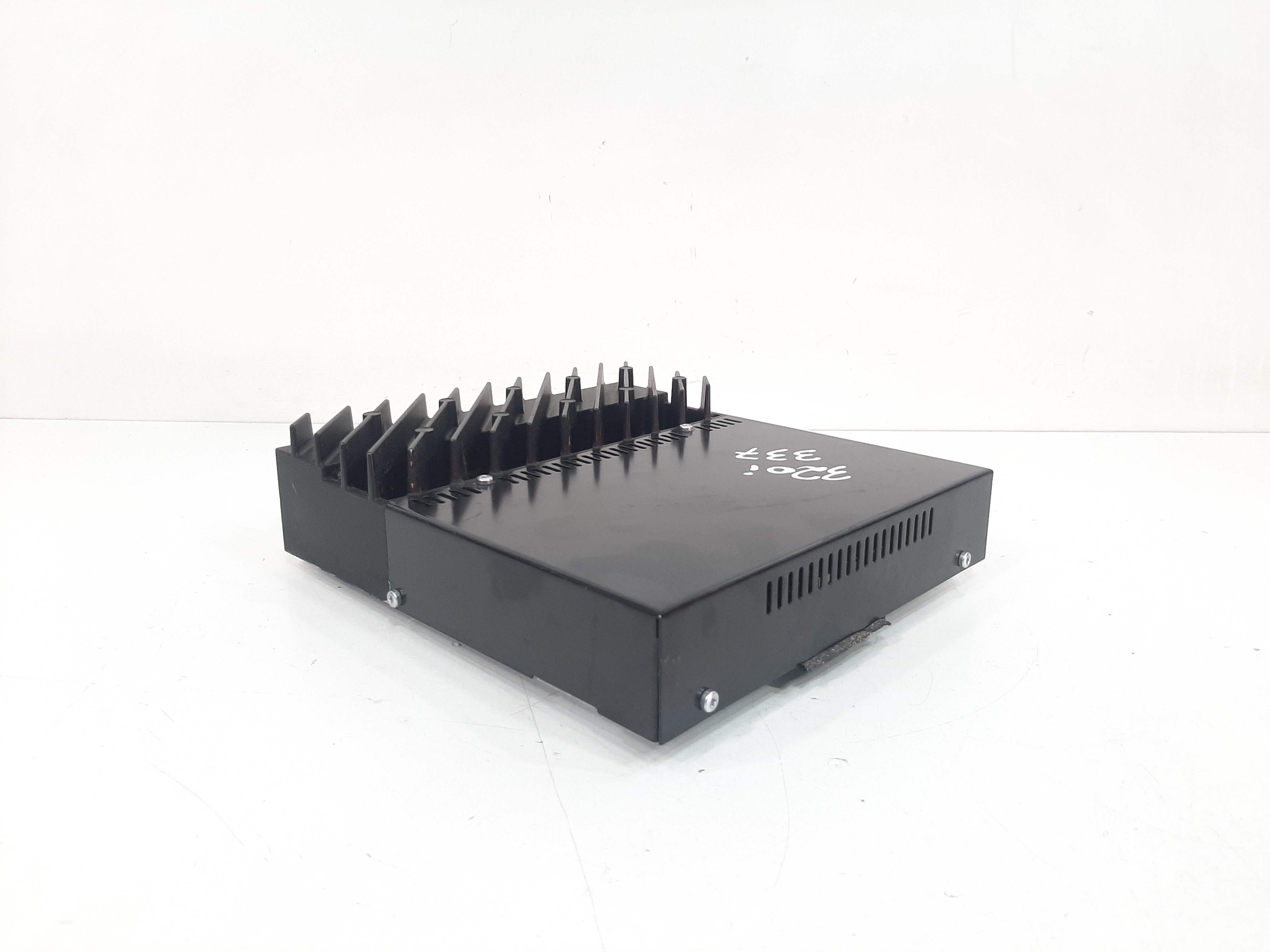 Módulo amplificador do som BMW 320i 337 10