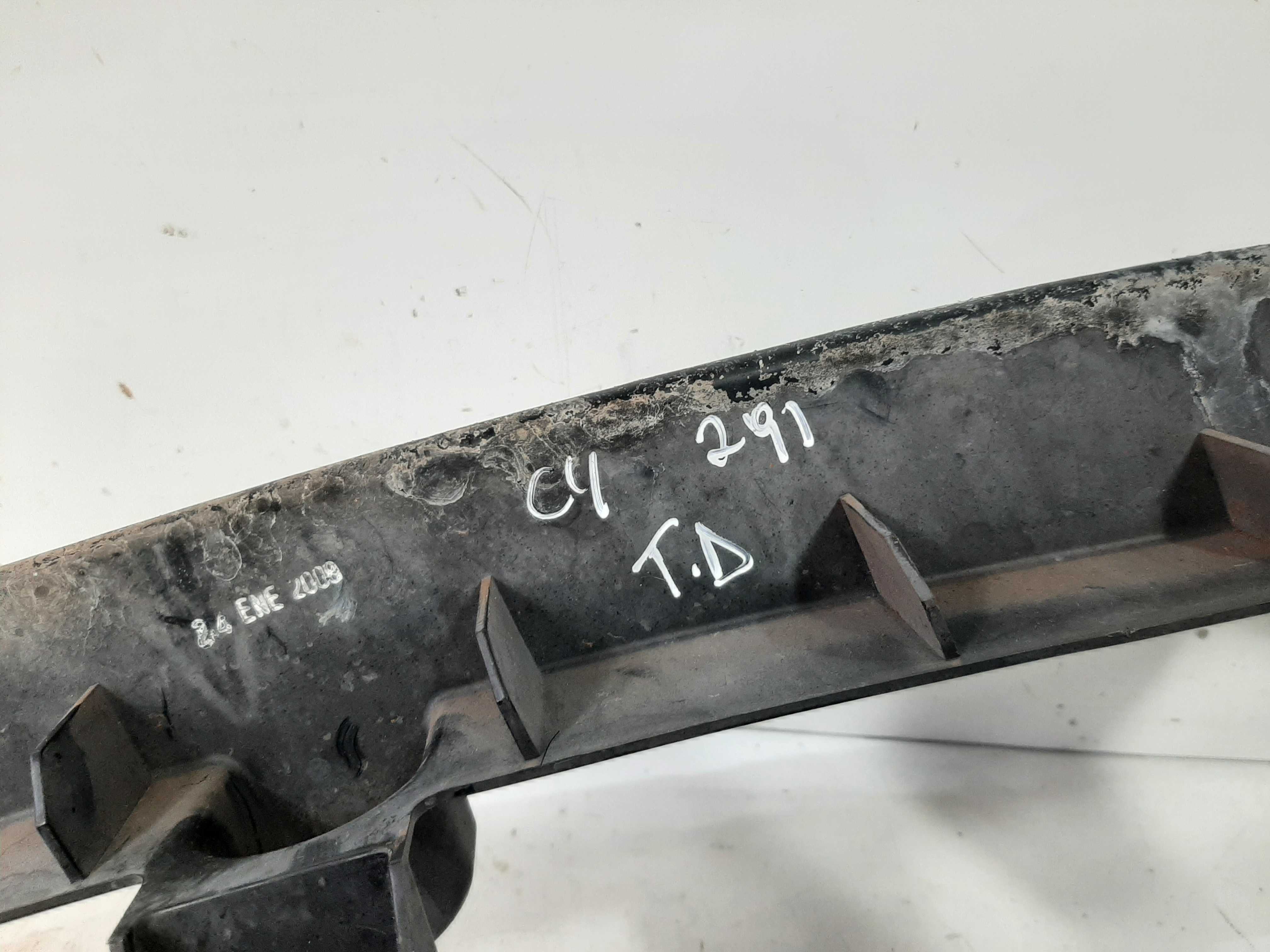 Guia Parachoque Traseiro Direito Citroen C4 Pallas 07 A 2013 3