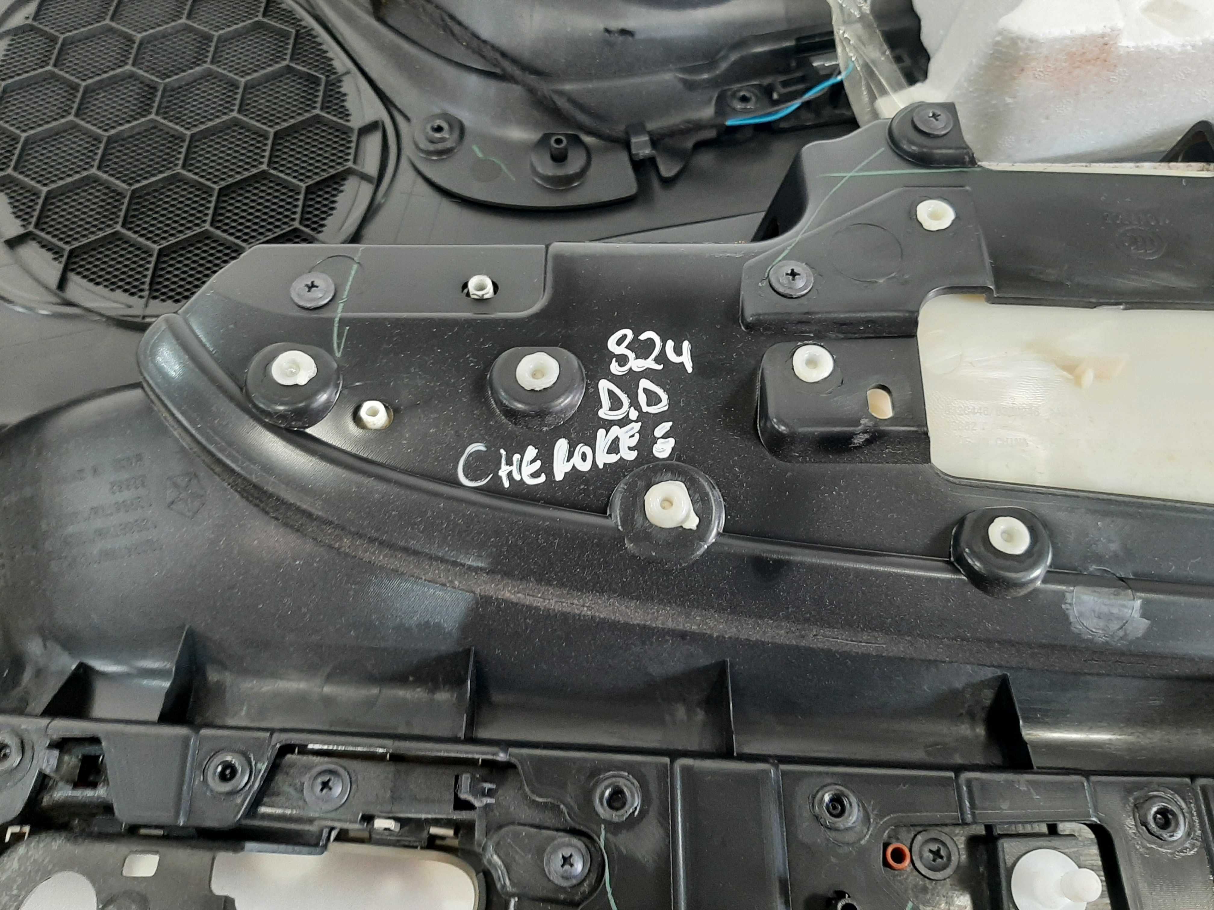 Forro Porta Dianteiro Direito Jeep Grand Cherokee 12 A 2015 2