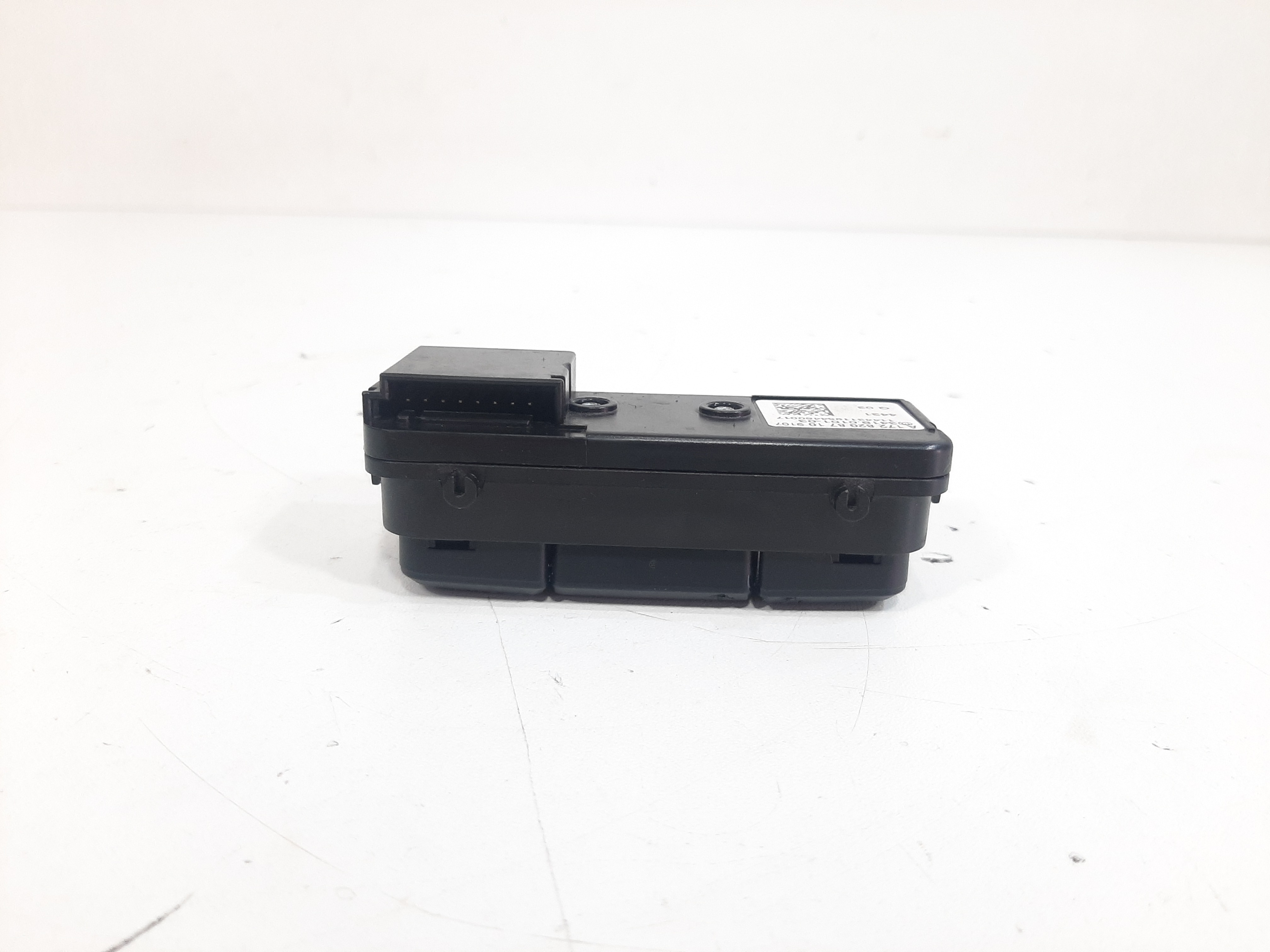 Botão Alarme Mercedes A200 W176 2013 A 2018 A17282087107 2