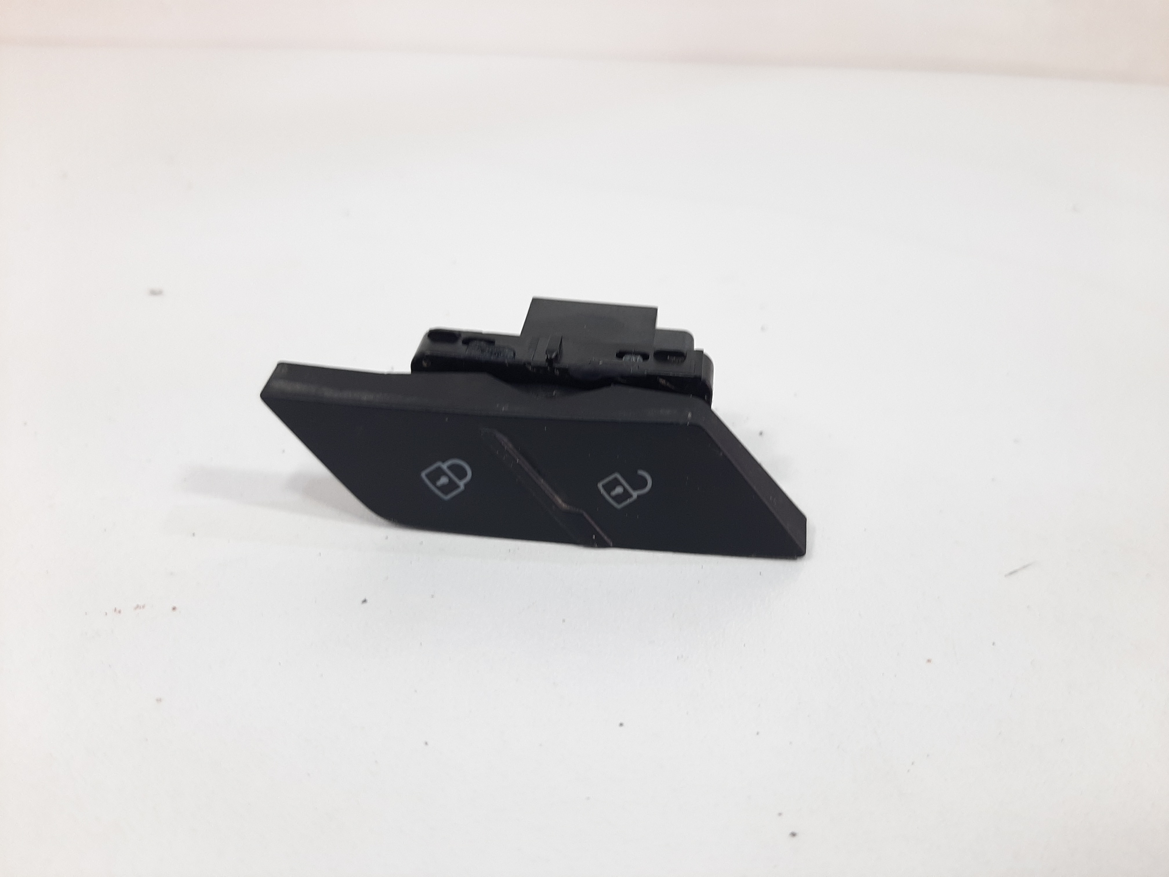 Botão Trava Vw Volkswagen Virtus 2018 2019 2020 2021 2022 1