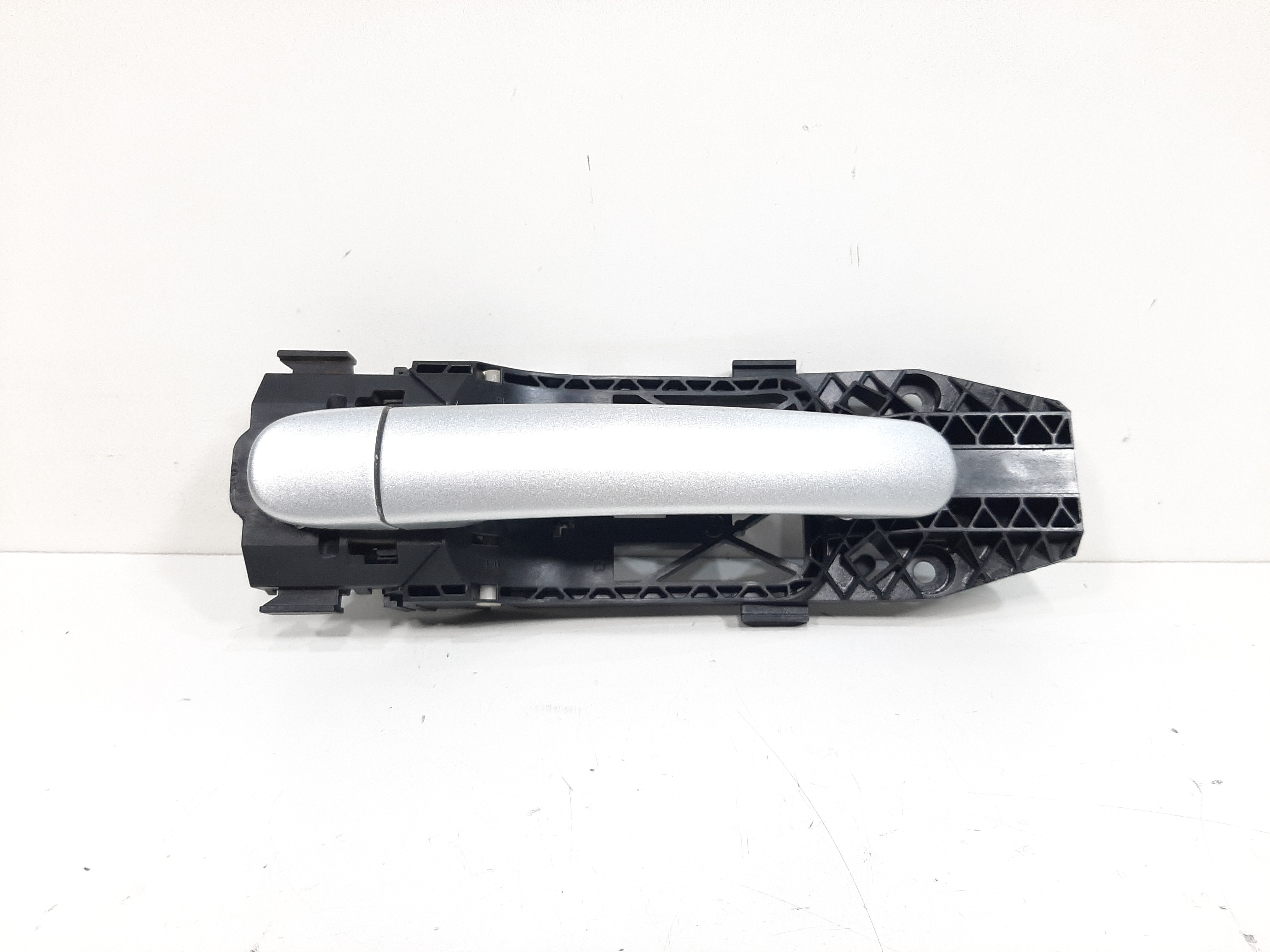 Maçaneta Externa Traseira Esquerda Vw Tiguan 2012 A 2017 2