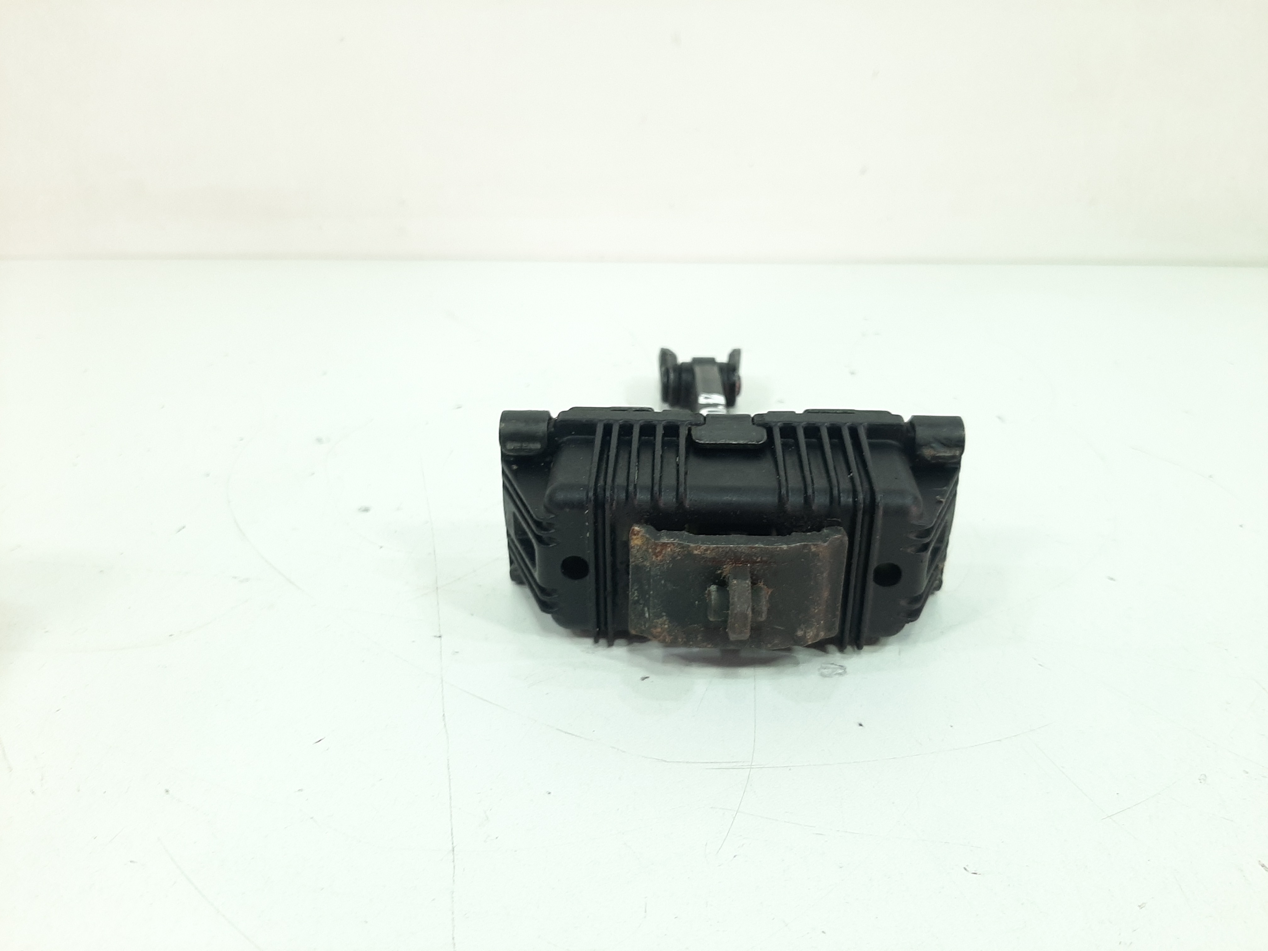 Limitador Porta Dianteira Direita Freelander 2 2007 A 2012 8