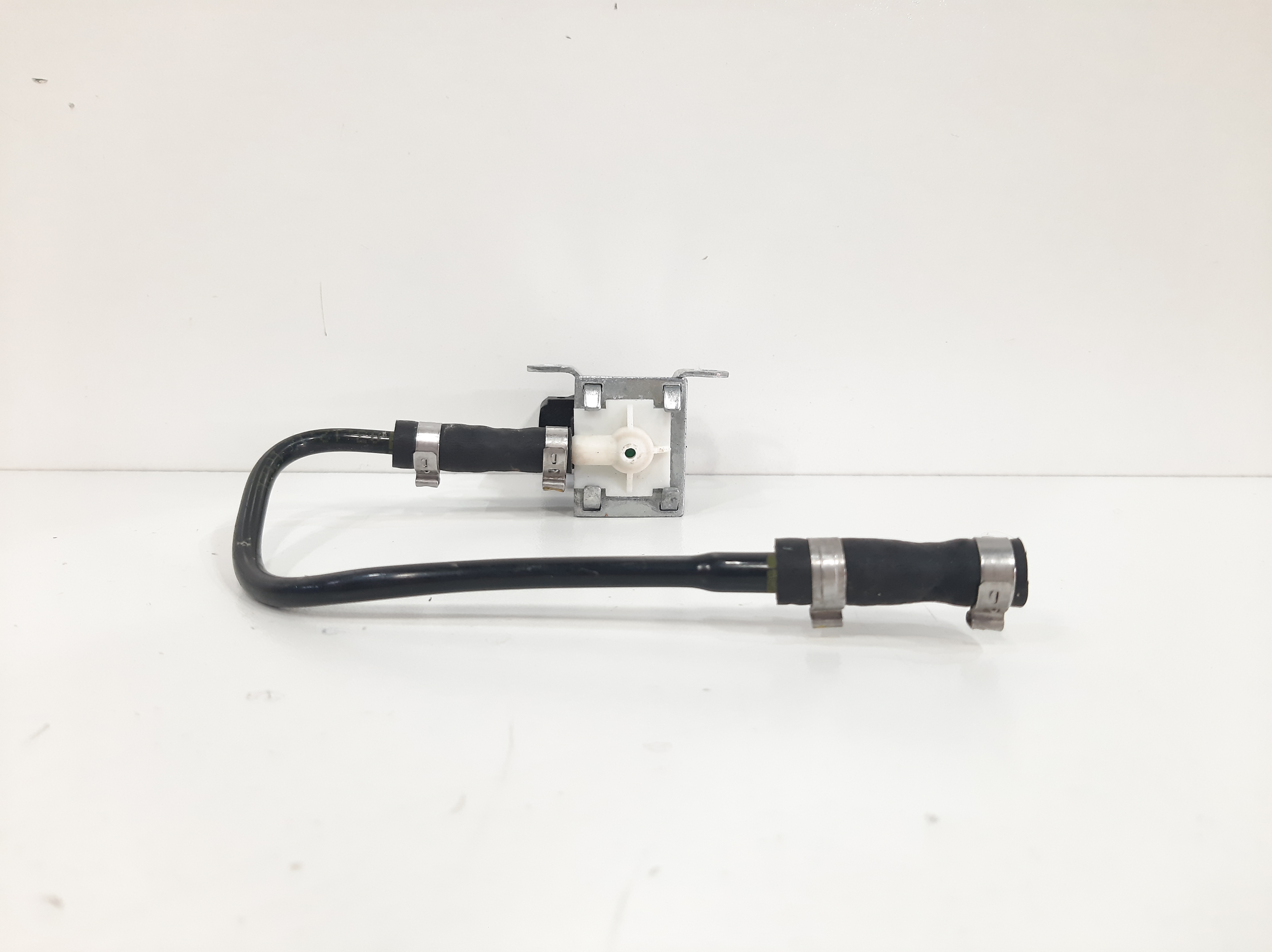 Válvula Solenoide Partida Frio Cruze 1.8 Ecotec 2011 A 2016 3