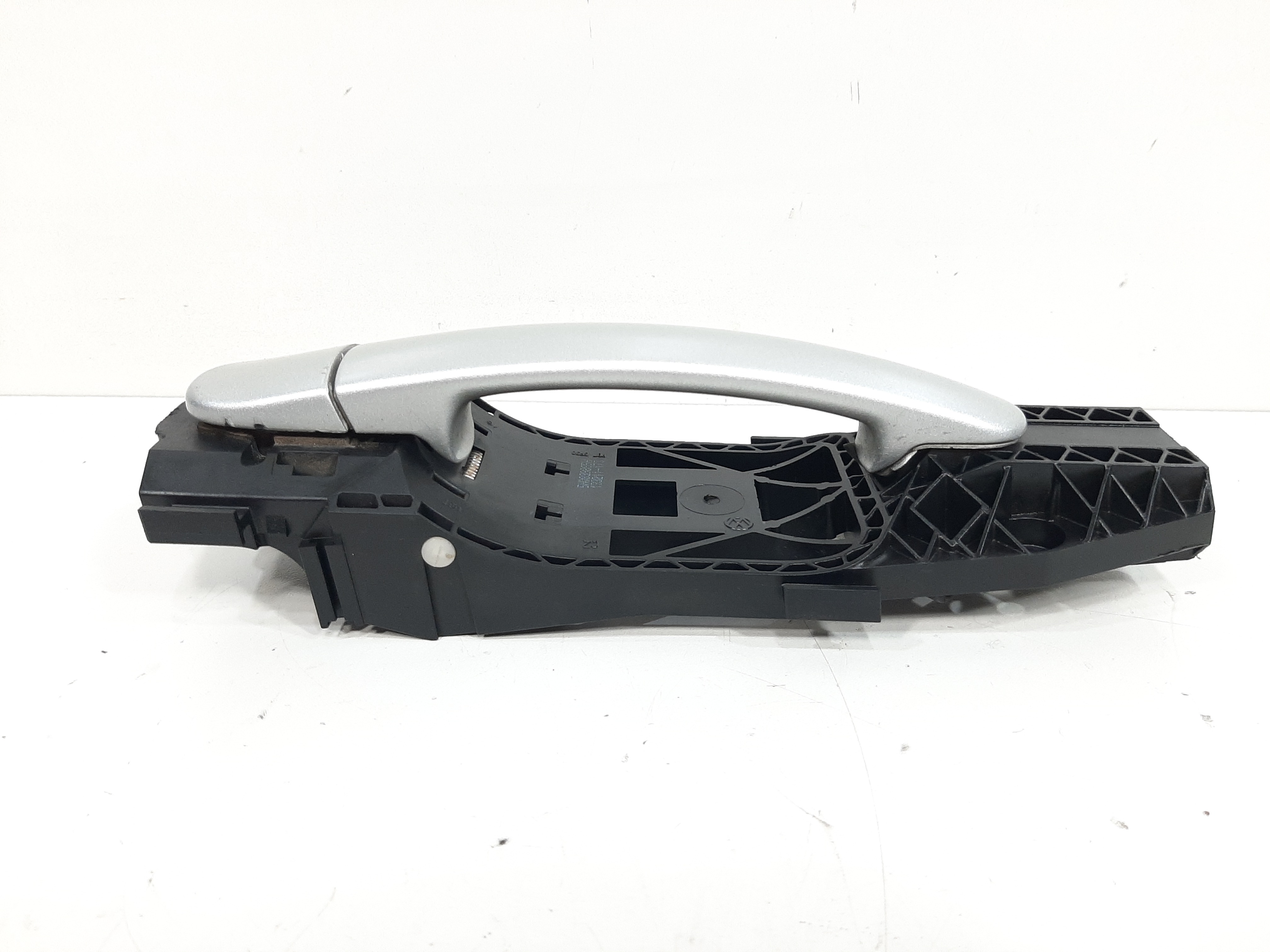 Maçaneta Externa Traseira Esquerda Vw Tiguan 2012 A 2017 1