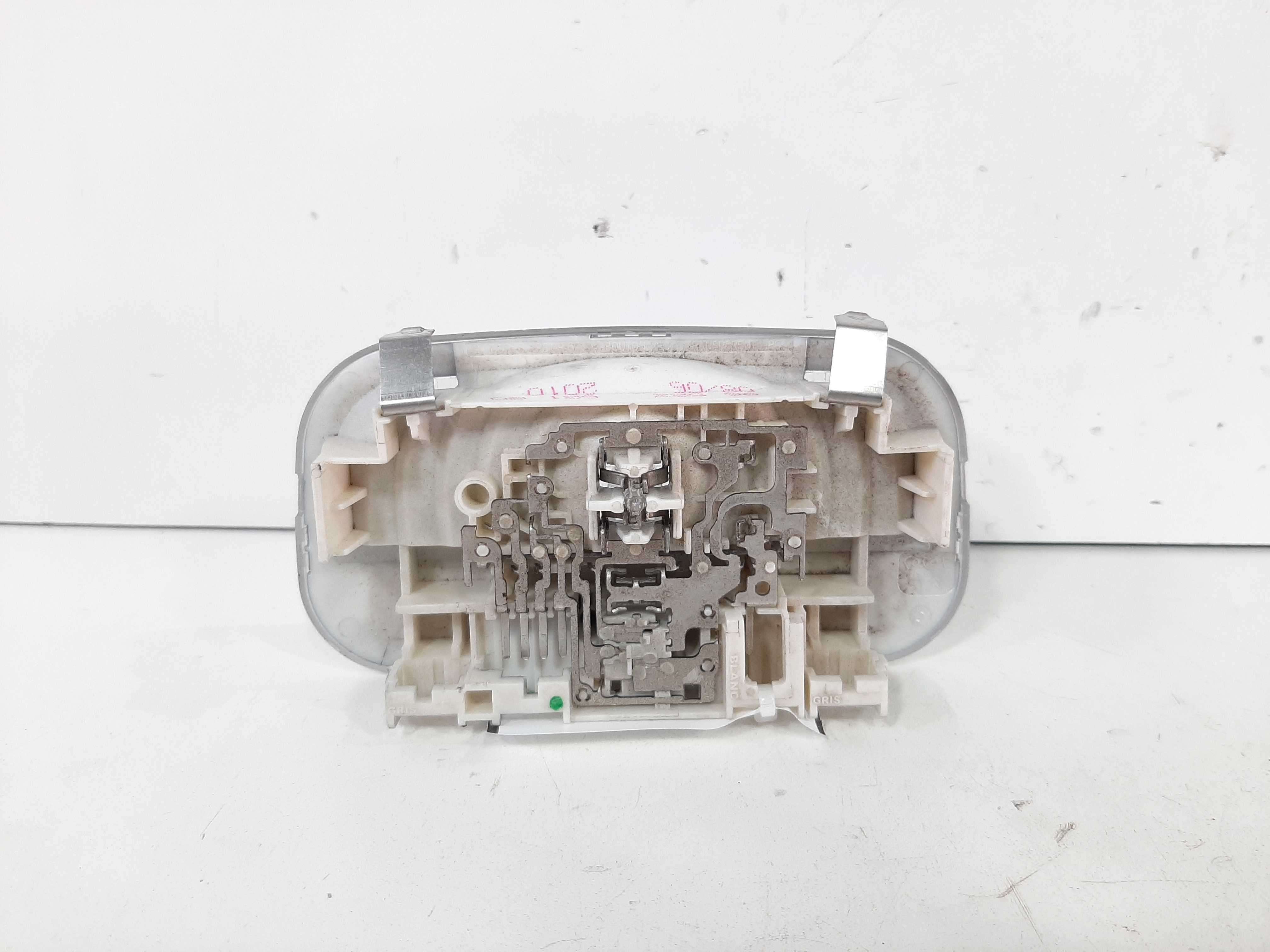 Luz Cortesia Traseiro Citroen C4 2007 2008 2009 2010 A 2013 8