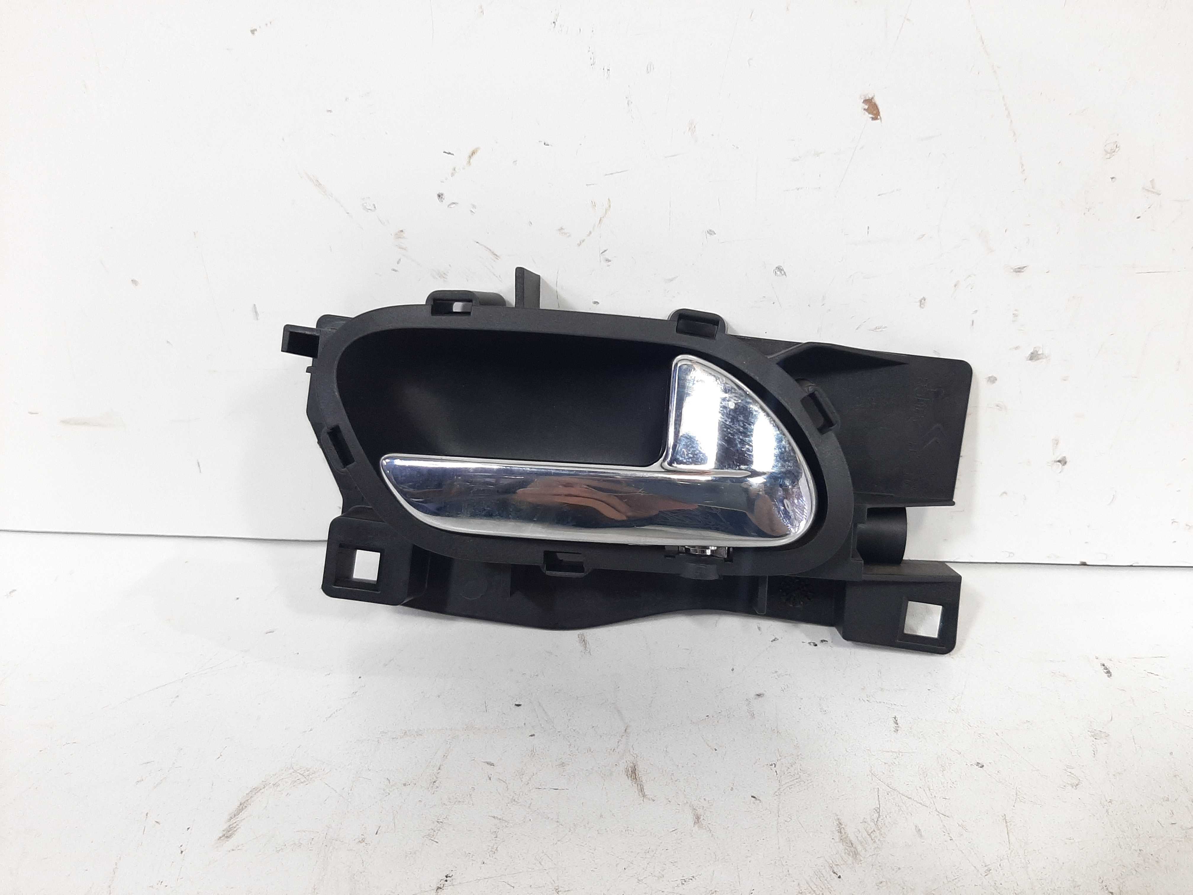 Maçaneta Interna Traseira Direita Citroen C4 07 A 2013 6