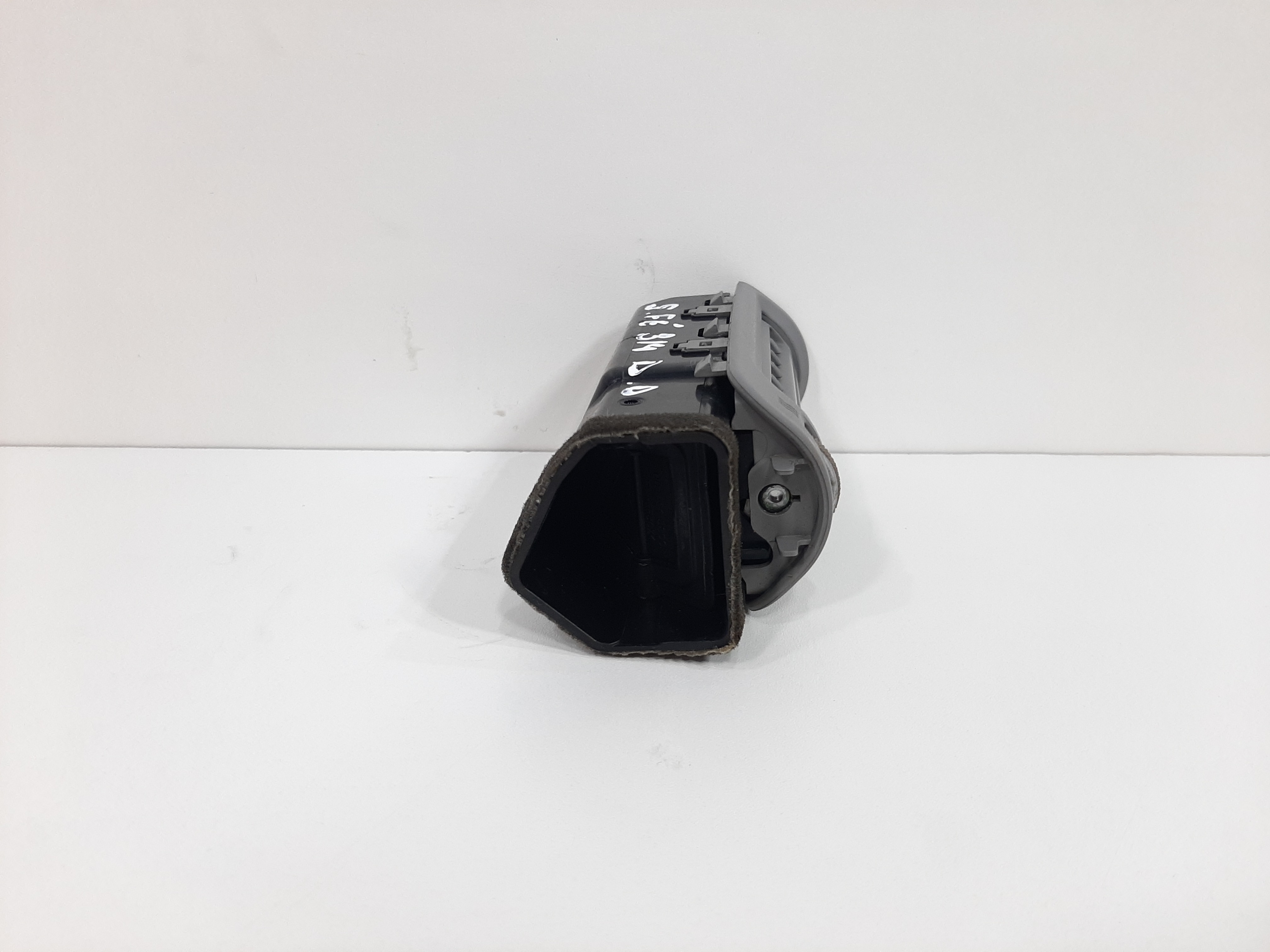 Difusor Ar Dianteiro Direito Hyundai Santa Fé 2007 A 2012 9