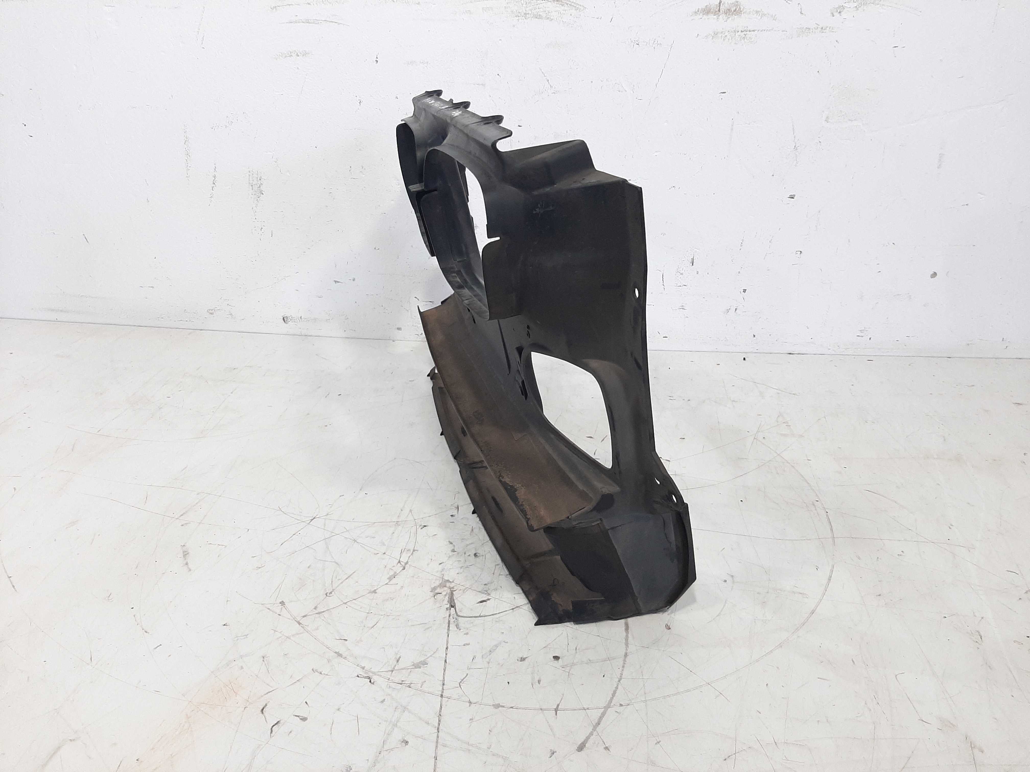 Suporte Radiador Bmw 540i Código: 5171-8 159 959 C/ Avaria 4