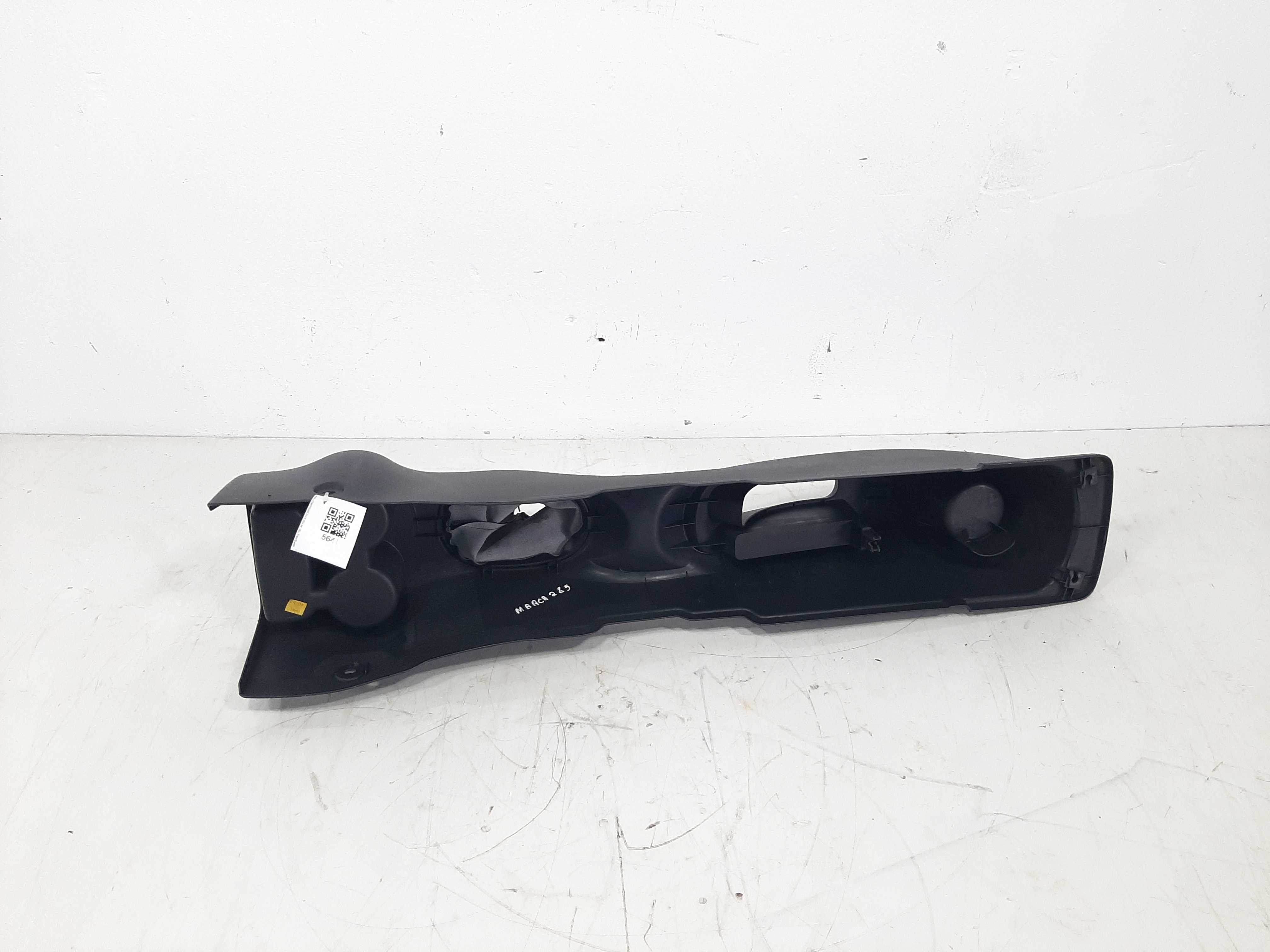 Moldura Console Central Porta Copos Nissan March 2013 2014 6