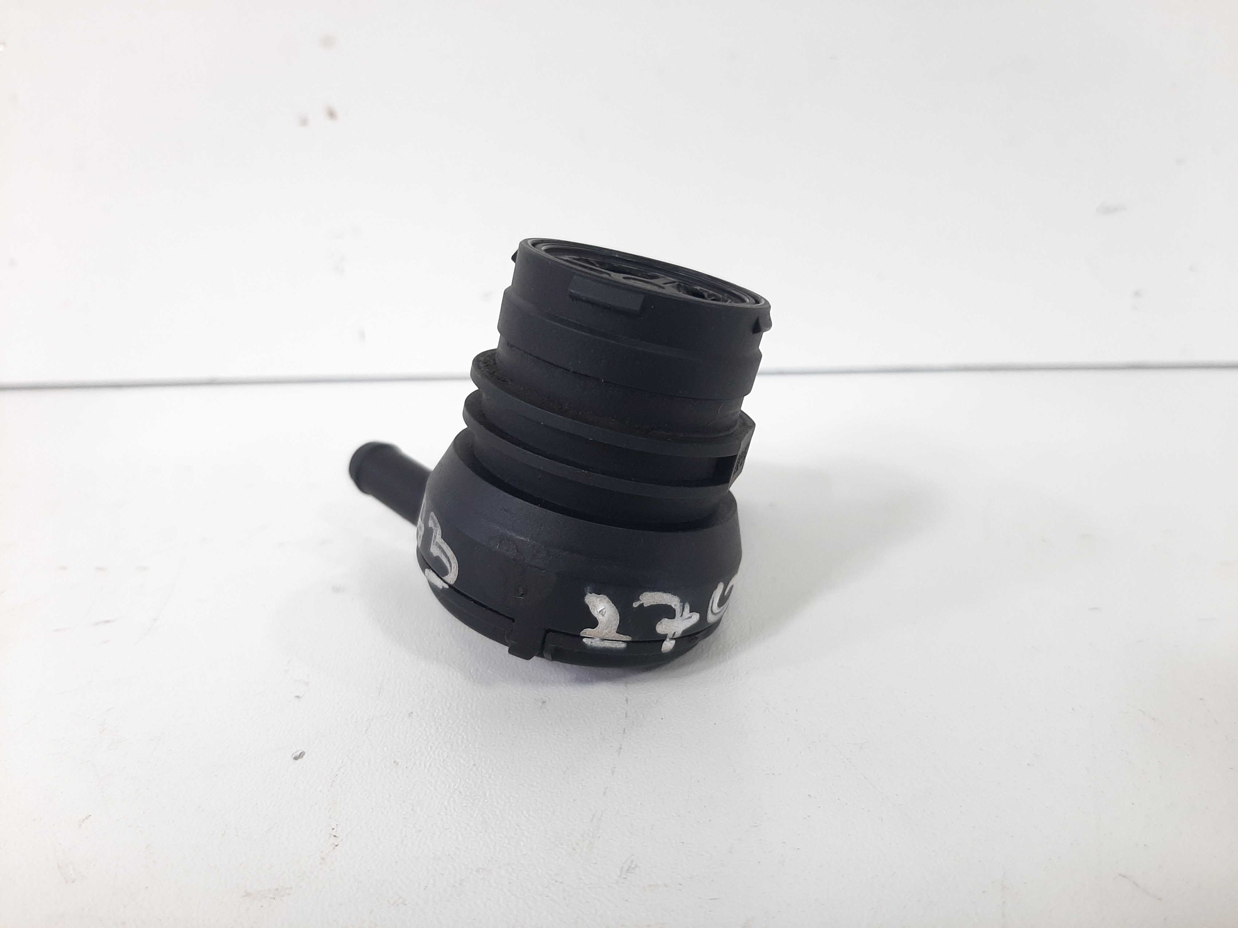Válvula Canister Audi A3 1997 1998 1999 2000 2001 A 2003 4