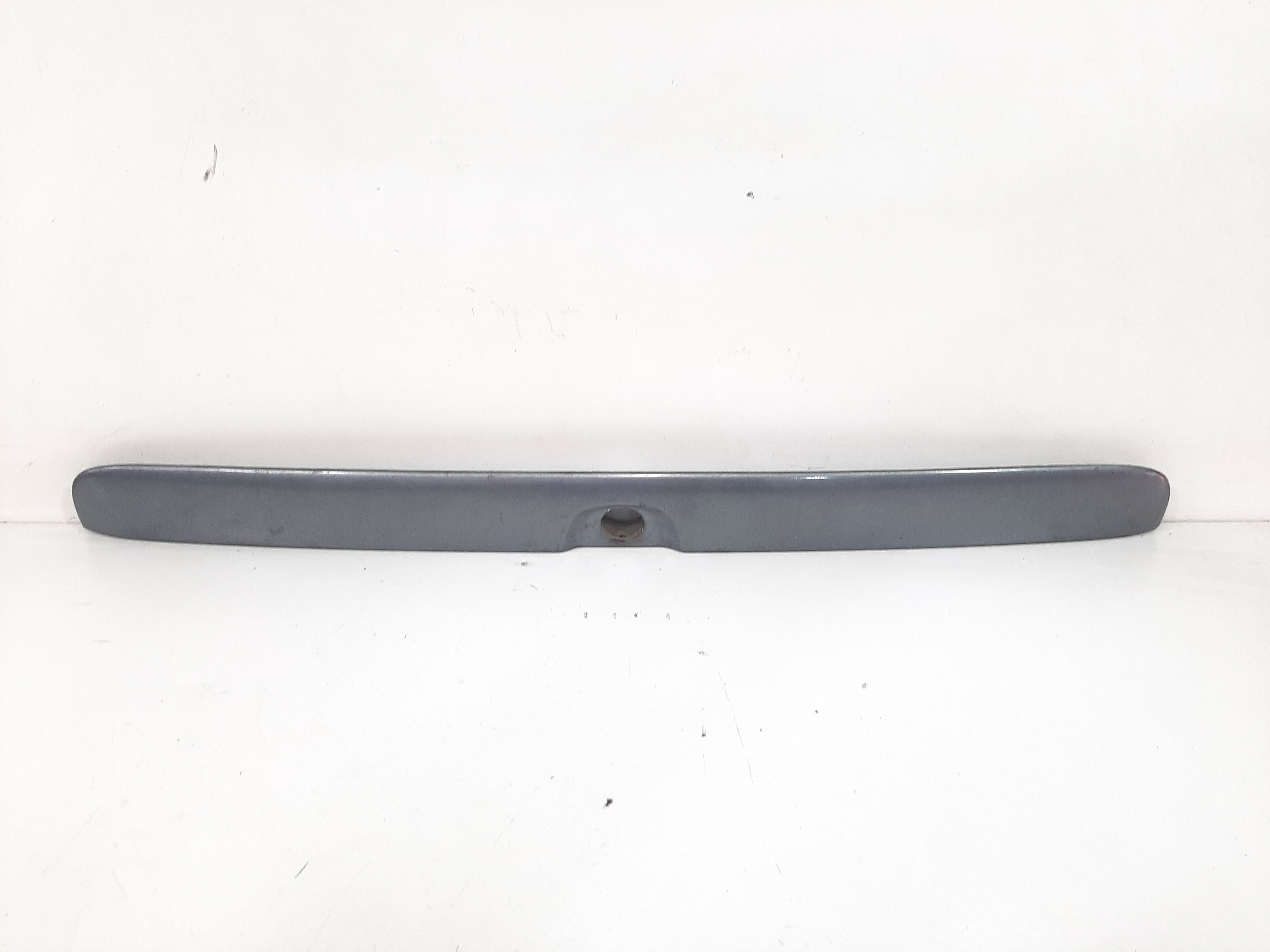 Friso Tampa Traseira Porta Malas Gm Astra Hatch 1998 A 2012 6