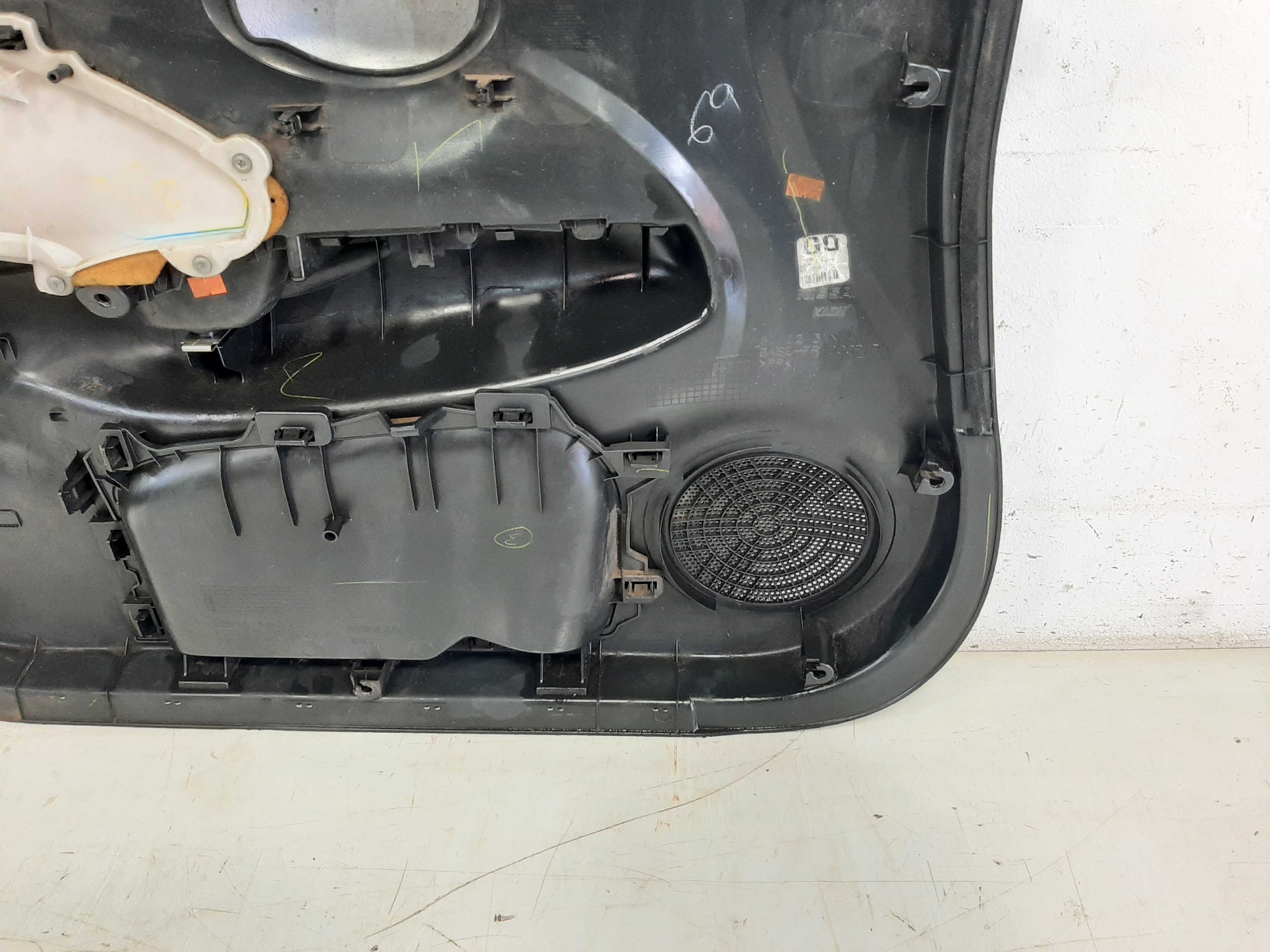 Forro Porta Dianteiro Direito Nissan Versa 2011 2012 A 2017 5