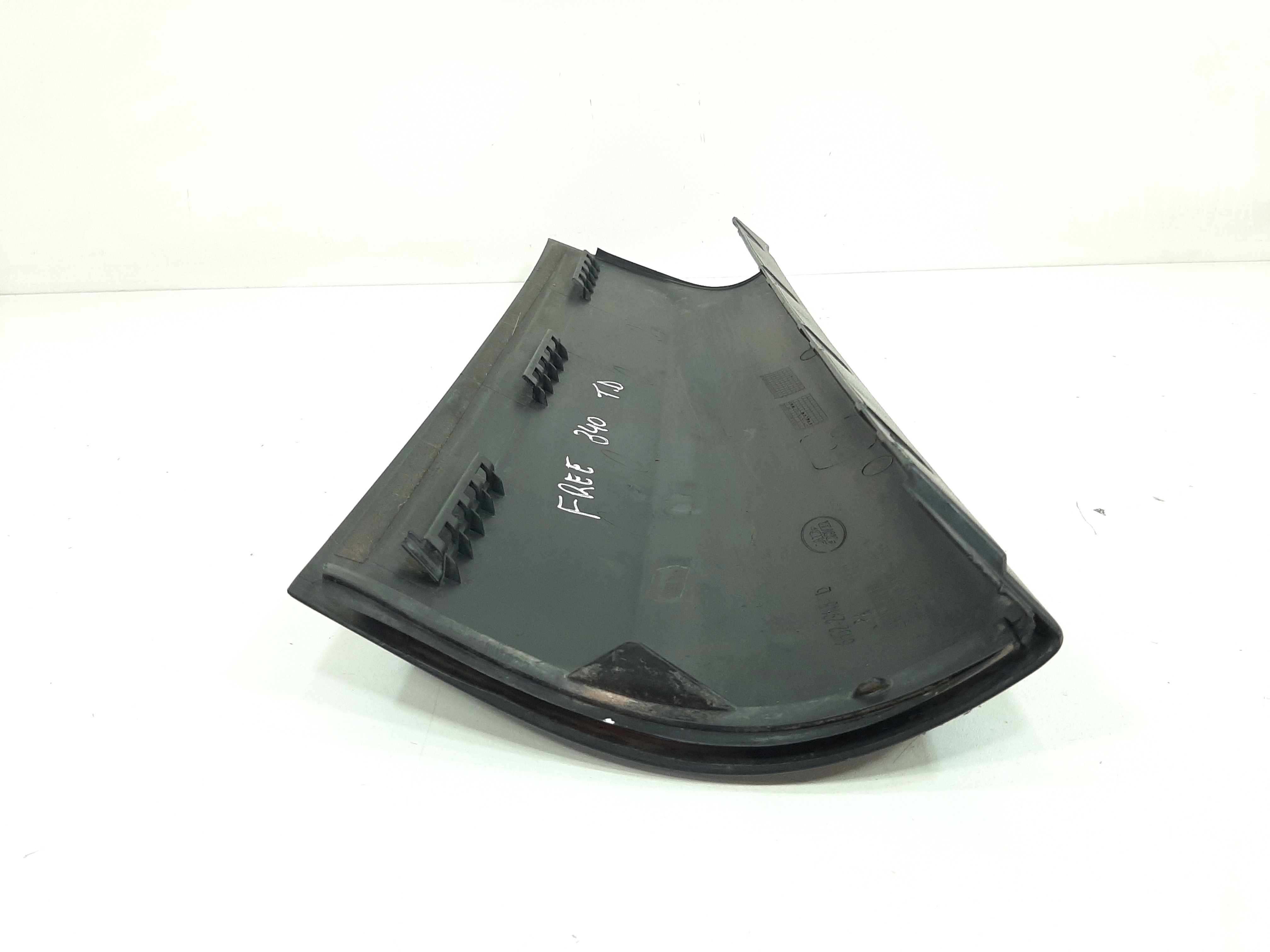 Moldura Coluna Traseira Direita Freelander 2 2007 A 2012 1