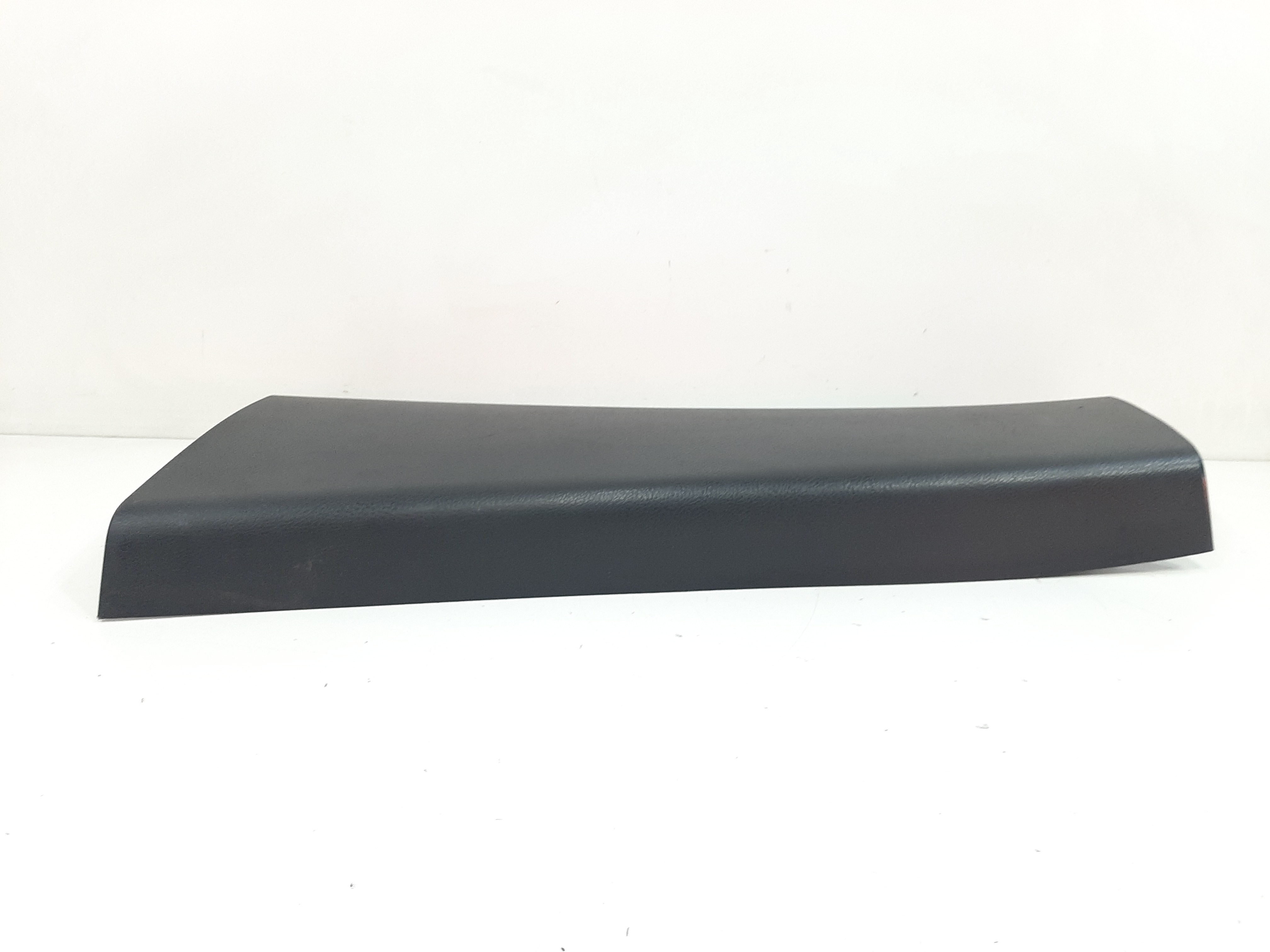Moldura Coluna Dianteira Esquerda Freelander 2 2007 A 2012 2