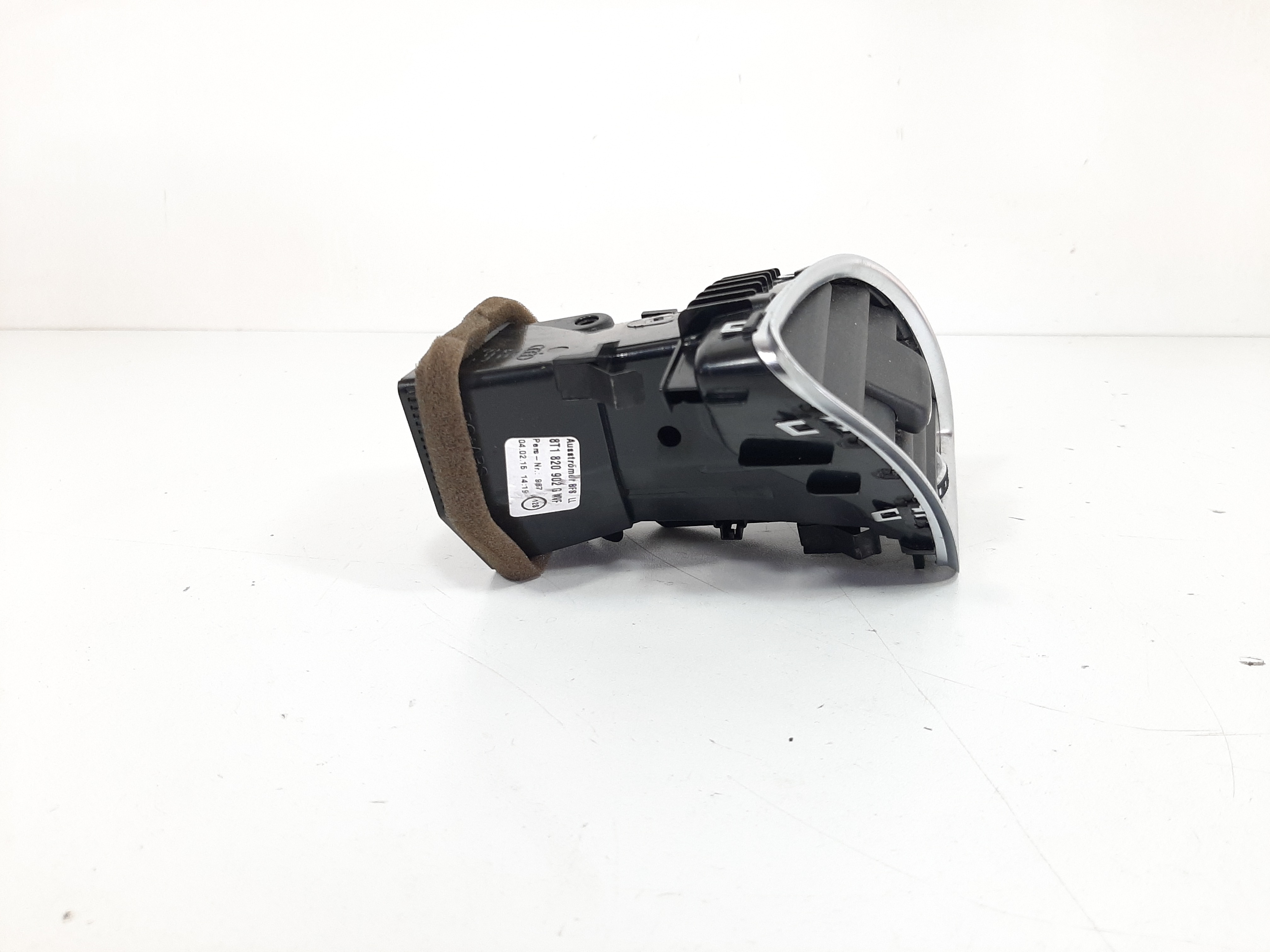 Difusor Ar Dianteiro Direito Audi A4 2010 2011 2012 A 2015 2