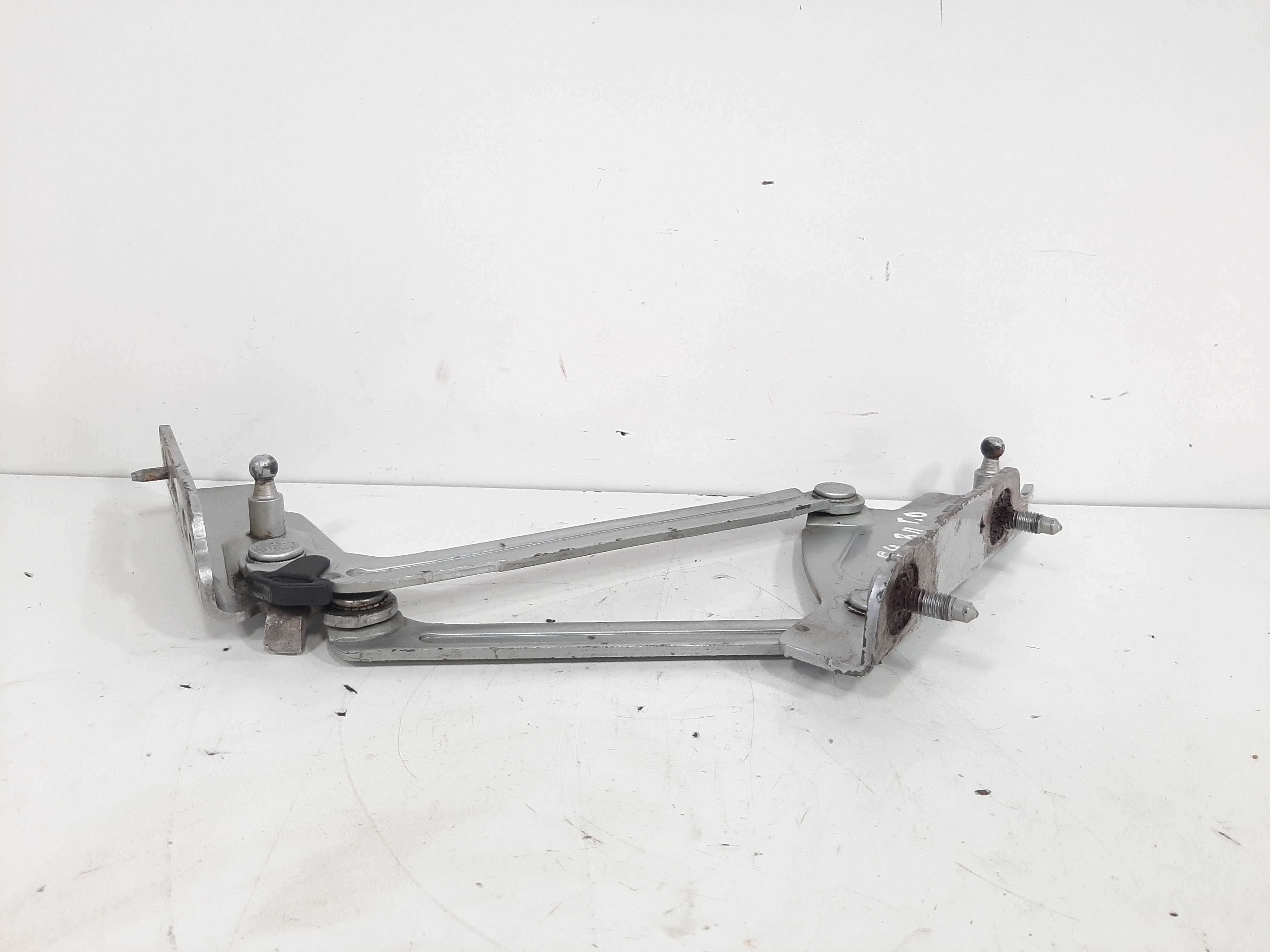 Dobradiça Porta Mala Direito Citroen C4 Pallas 2007 A 2013 4