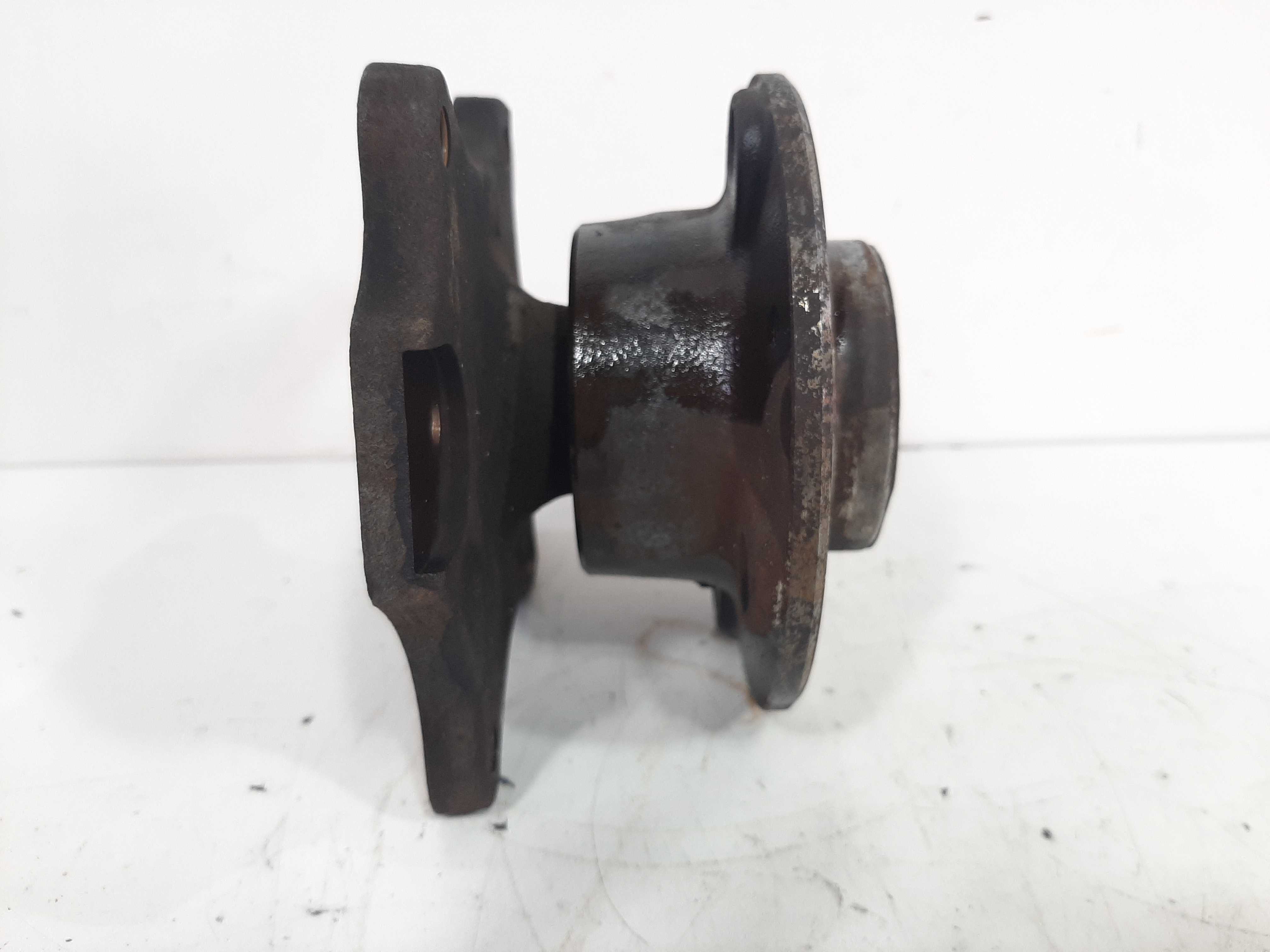 Cubo Traseiro Esquerdo Citroen C4 Pallas Hatch Vtr 07 A 2013 3