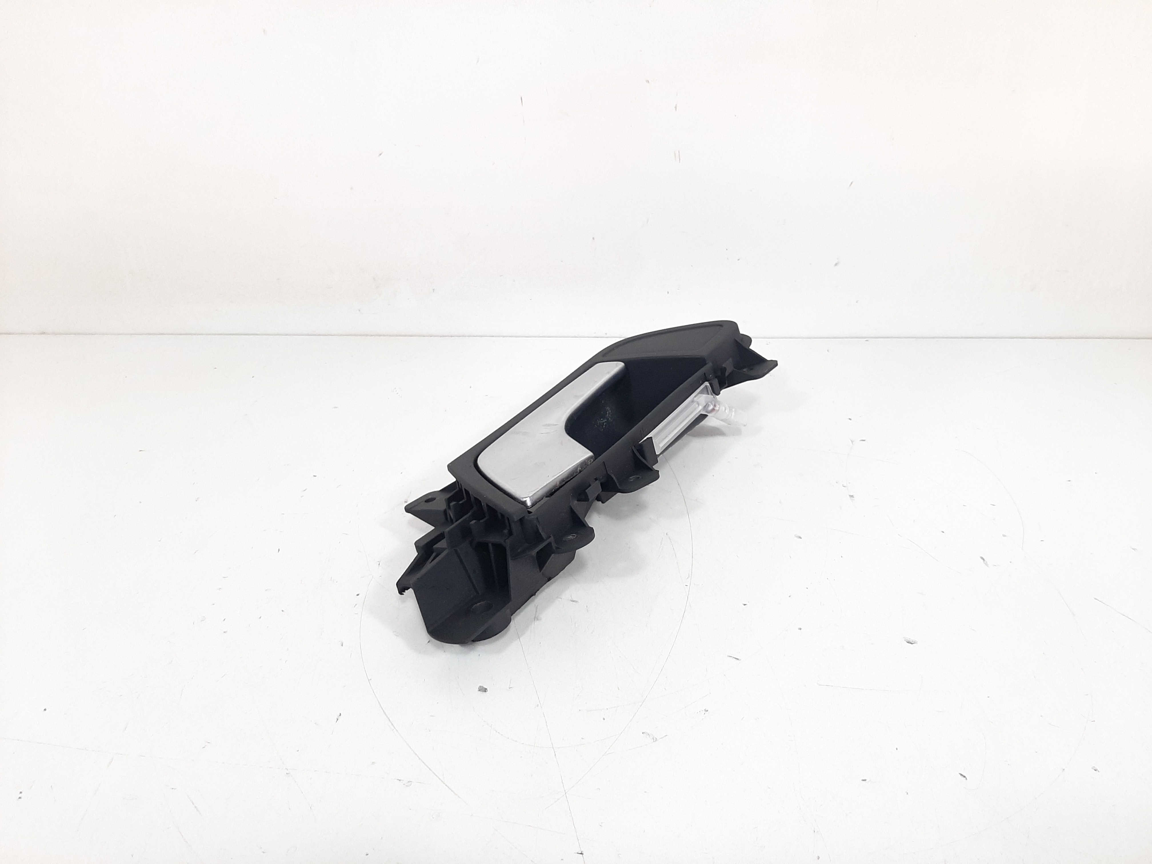 Maçaneta Interna Dianteira Direita Audi A4 2010 2011 A 2015 2