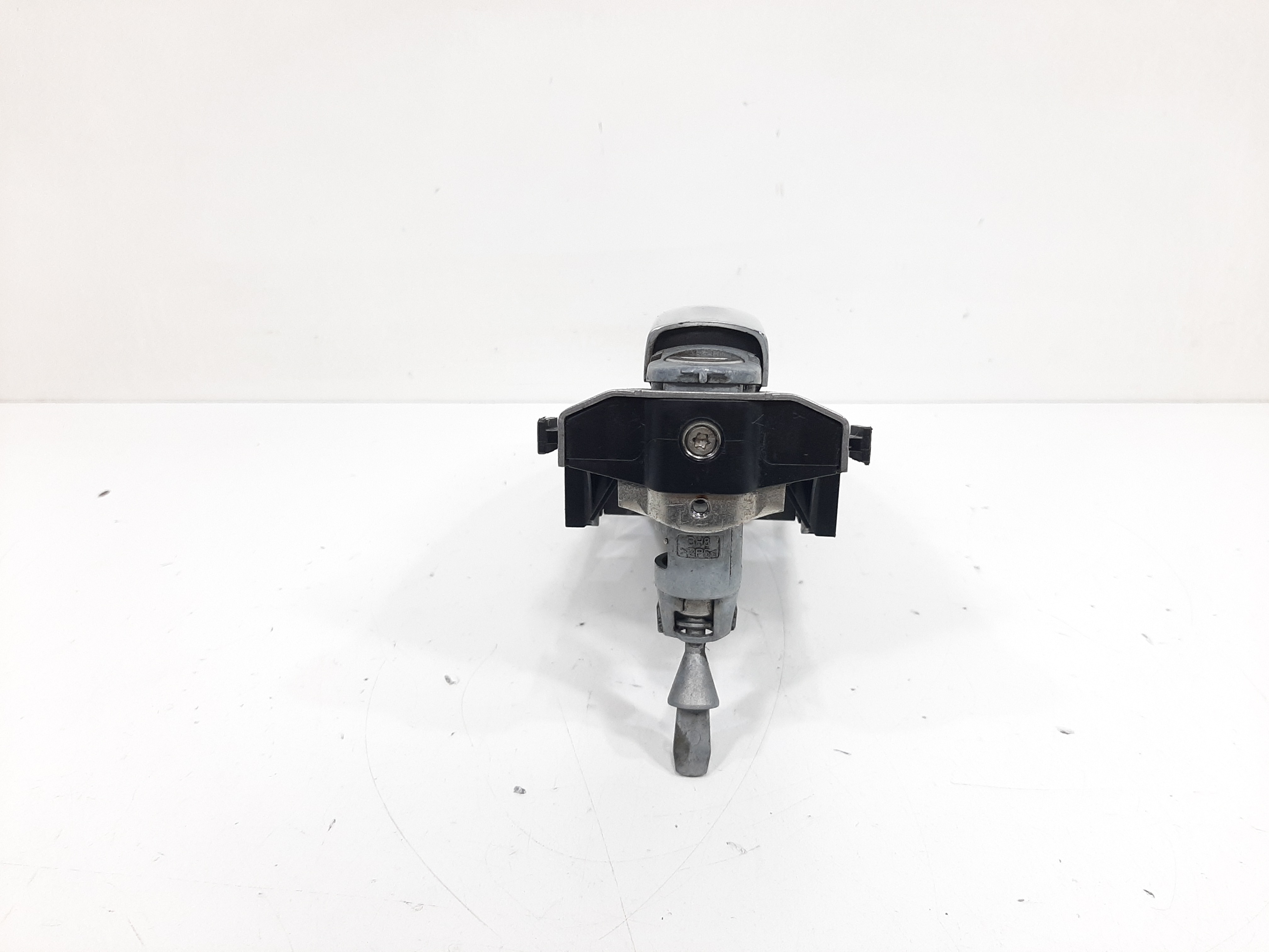 Maçaneta Externa Dianteira Esquerda Vw Tiguan 2012 A 2017 4