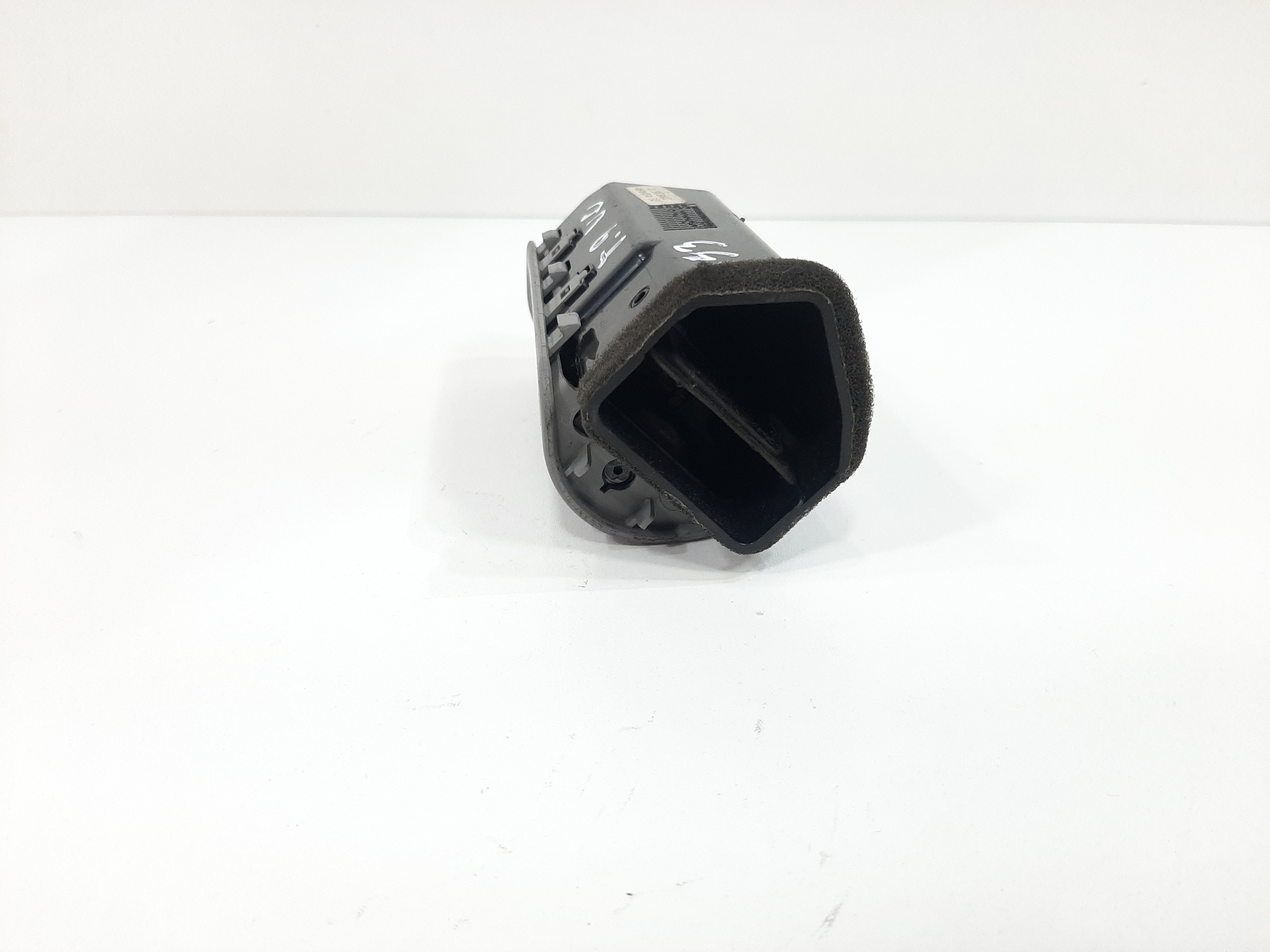 Difusor Ar Traseiro Direito Hyundai Veracruz 2007 A 2012 2