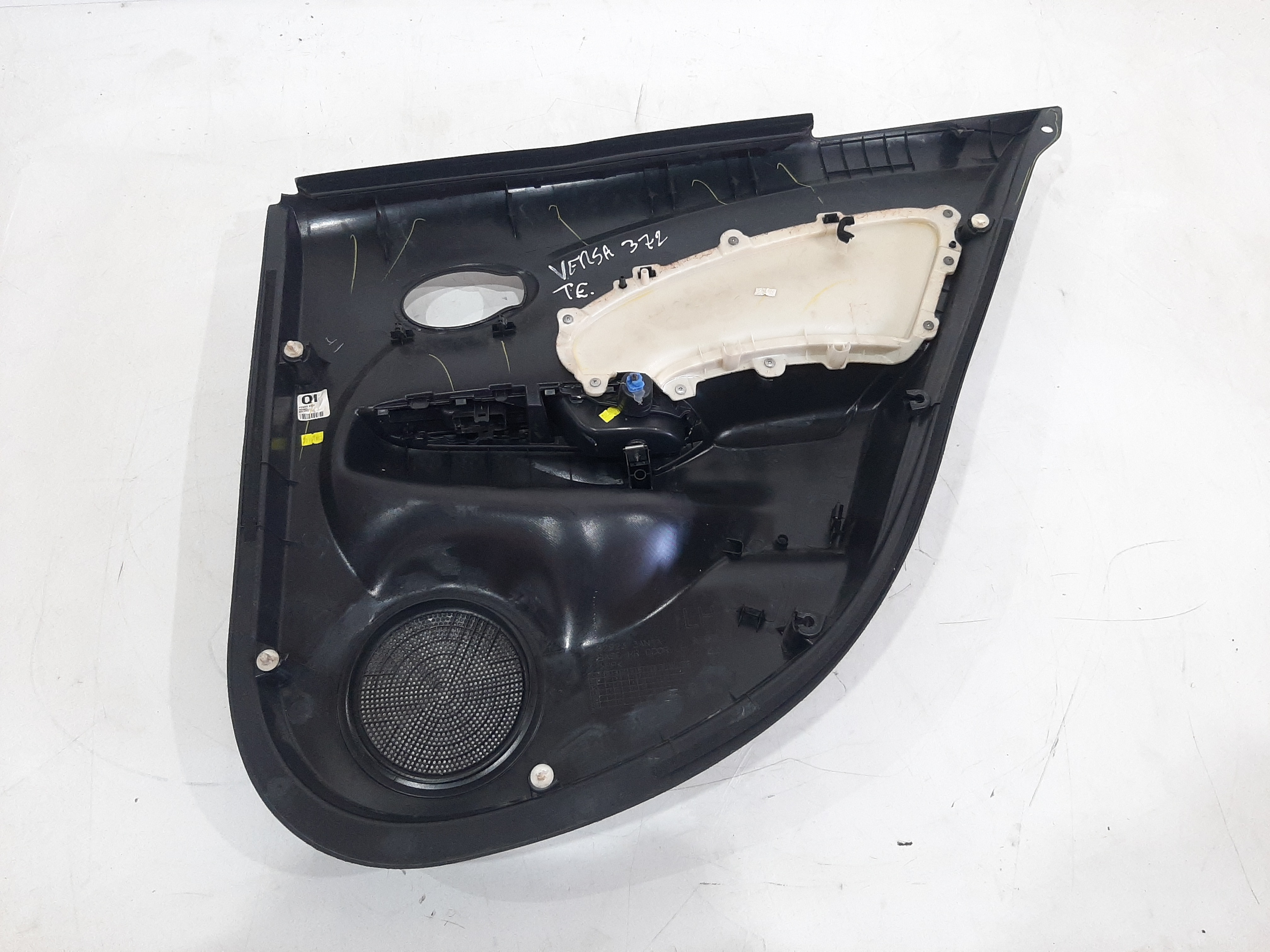Forro Porta Traseiro Esquerdo Nissan Versa 2011 2012 A 2017 6