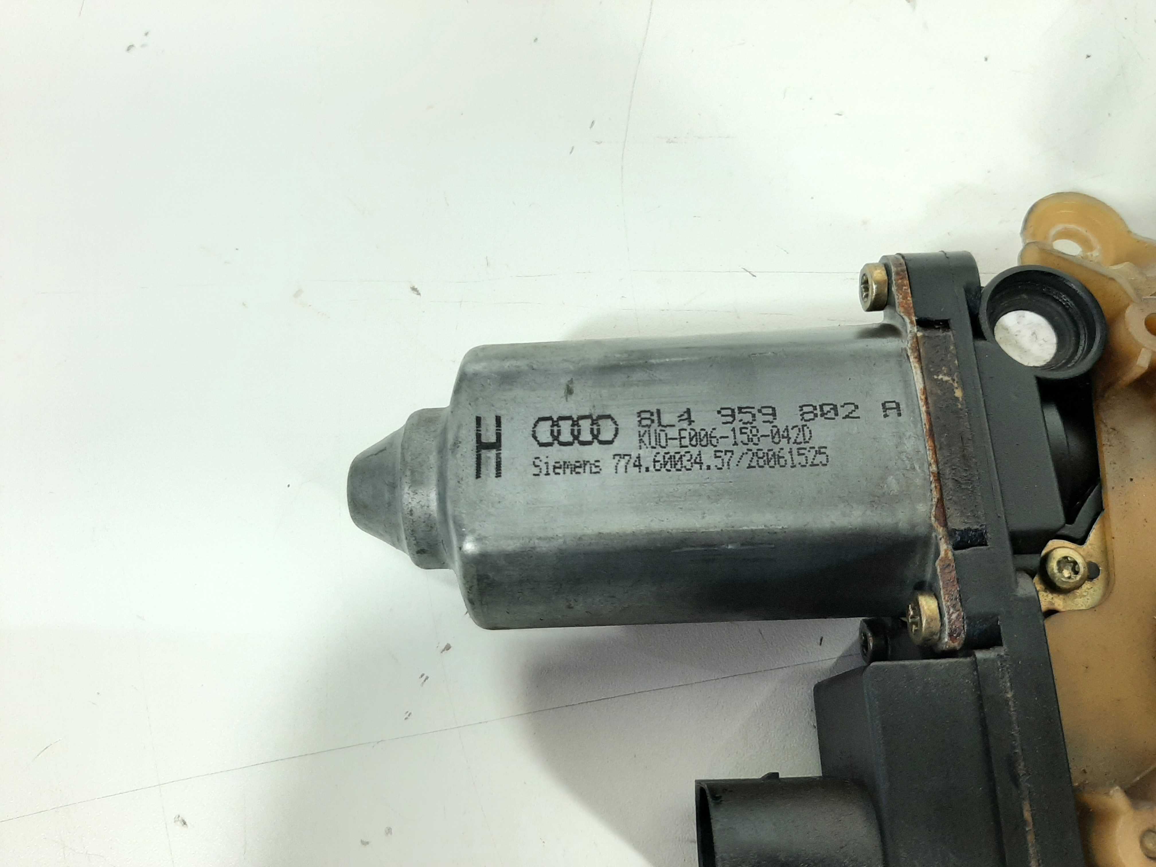 Máquina Vidro Traseiro Direito Audi A3 1997 1998 1999 A 2003 2