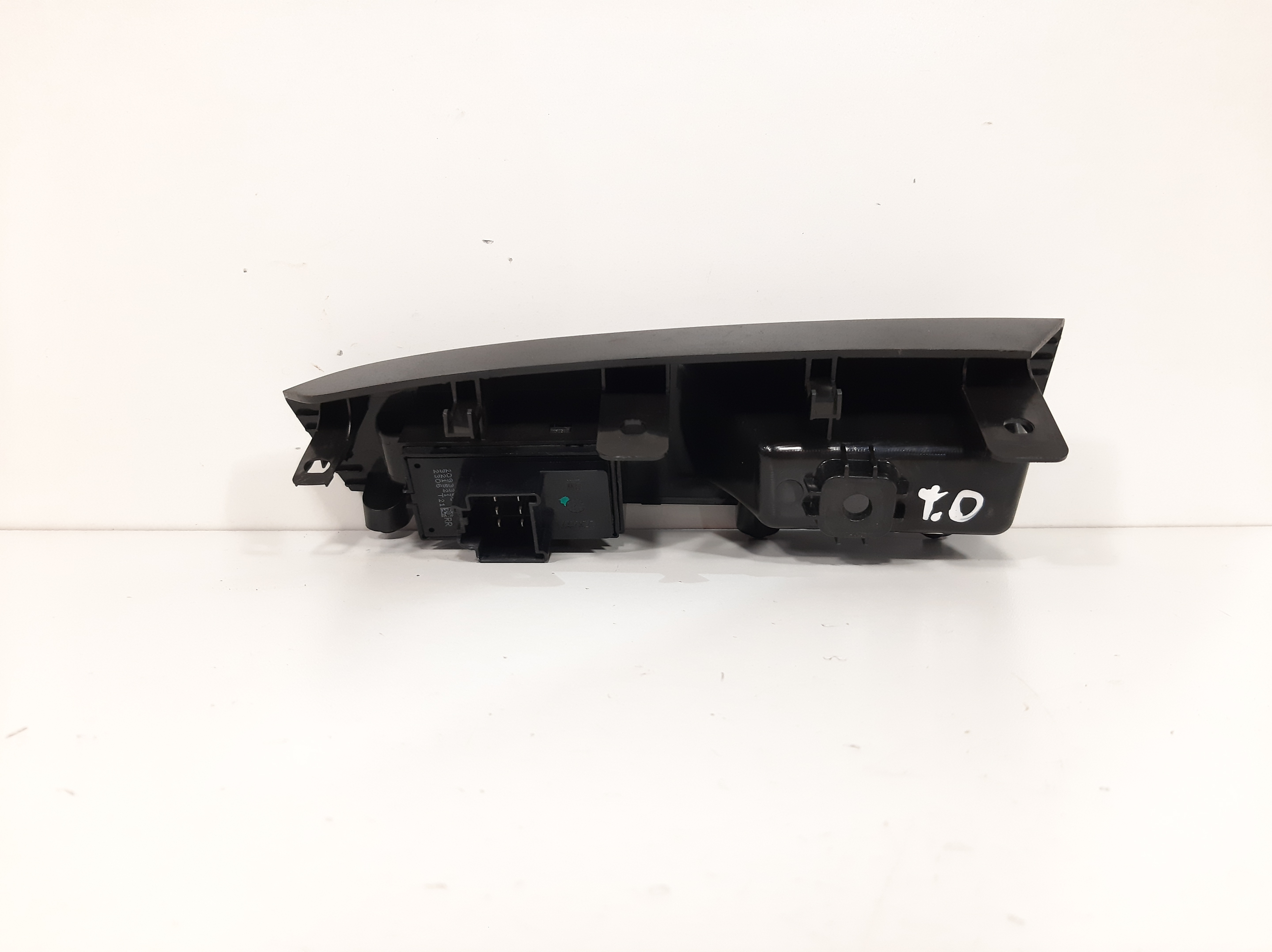 Botão Vidro Elétrico Traseiro Esquerdo Gm Cruze 2011 A 2016 9