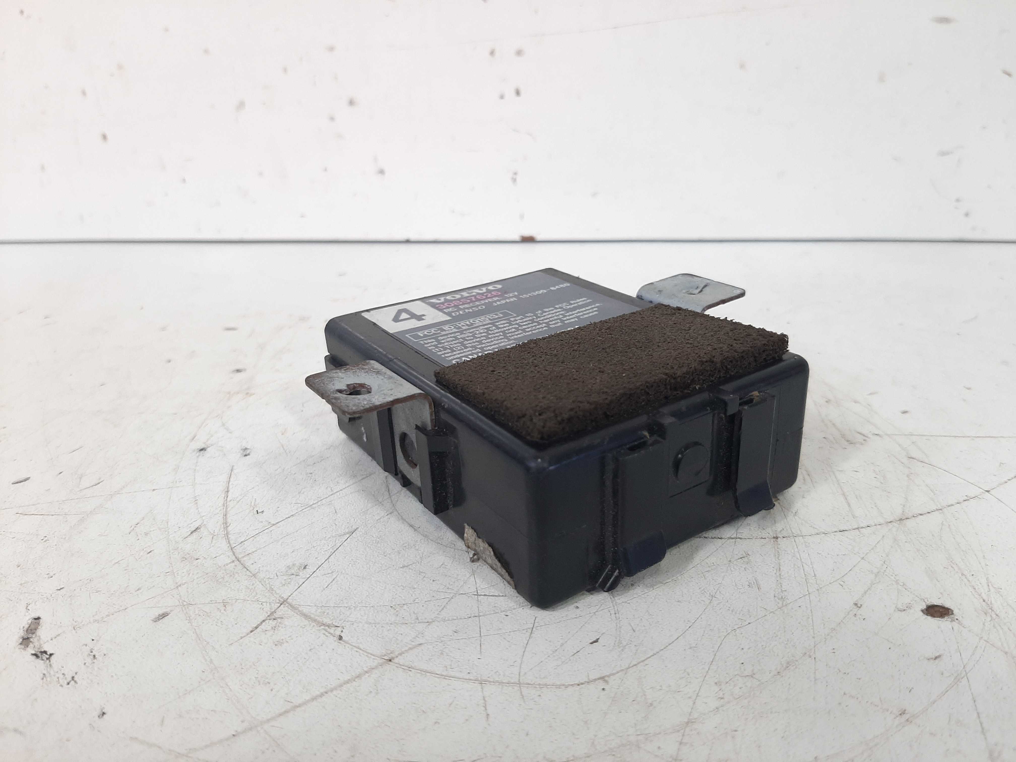 Modulo Central Alarme Volvo V40 1999 2000 A 2002 – 30857626 4