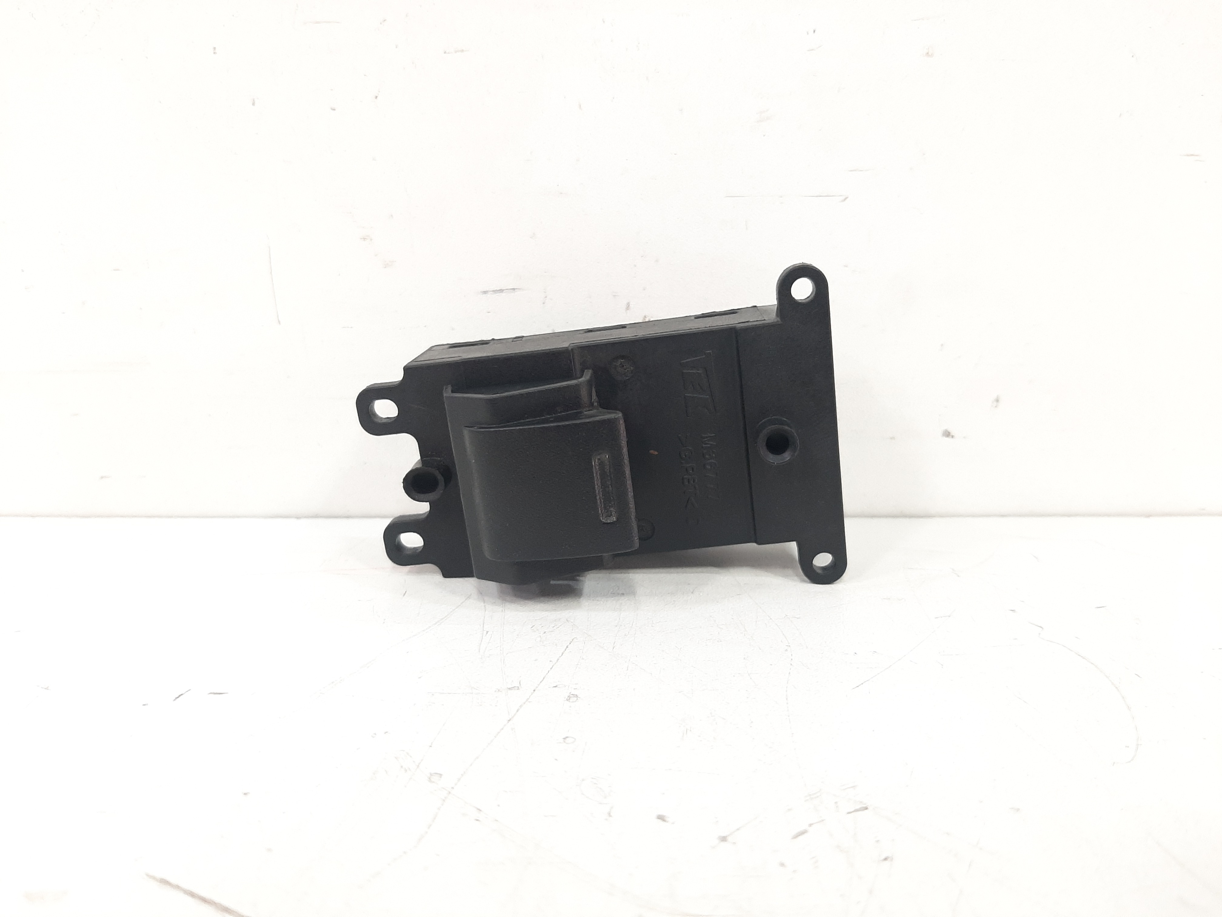 Botão Vidro Dianteiro Direito Honda Fit City 2009 A 2014 2