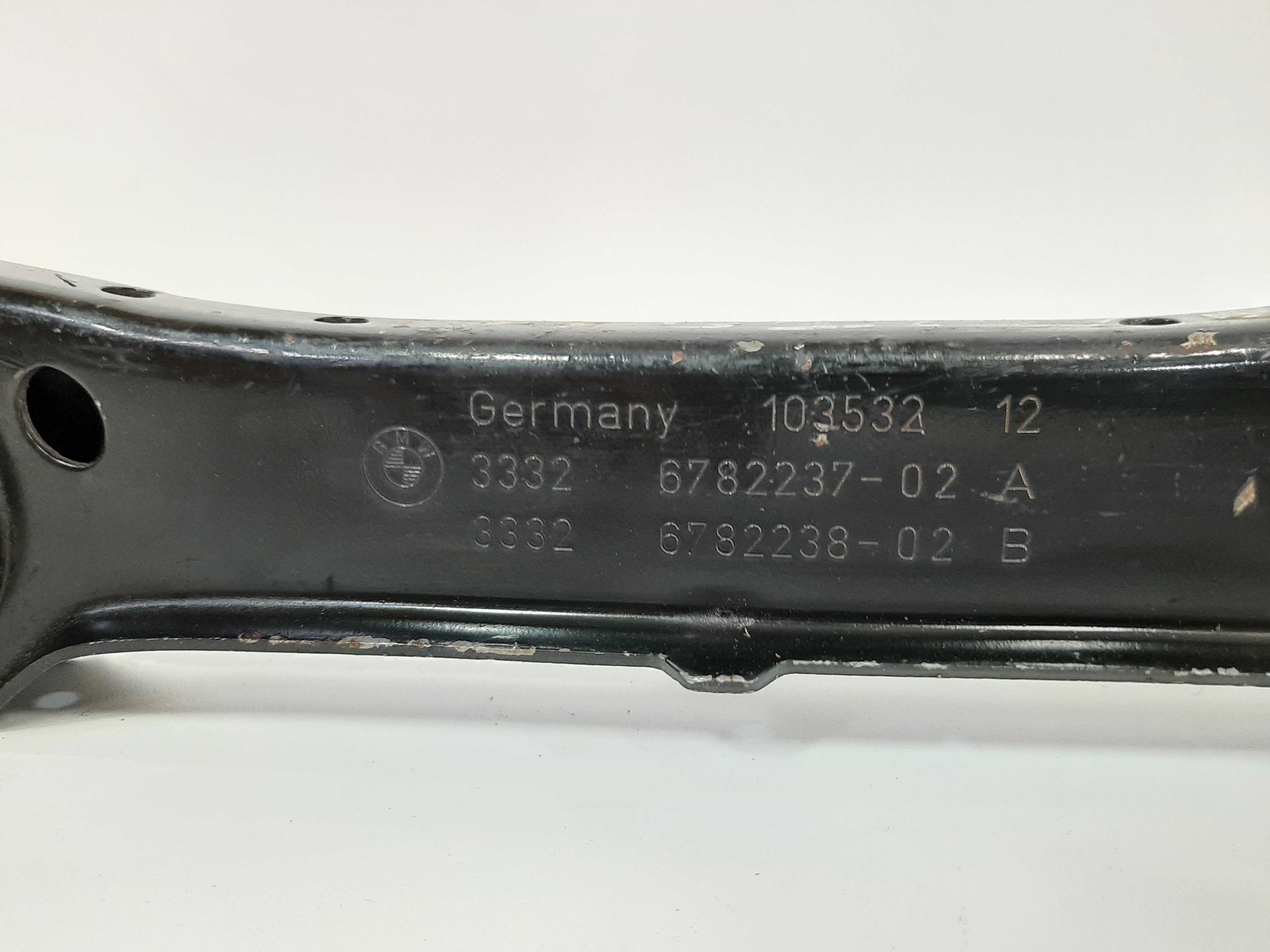 Braço Bandeja Traseiro Esquerdo Bmw X1 S-drive N46 2010 A 13 2