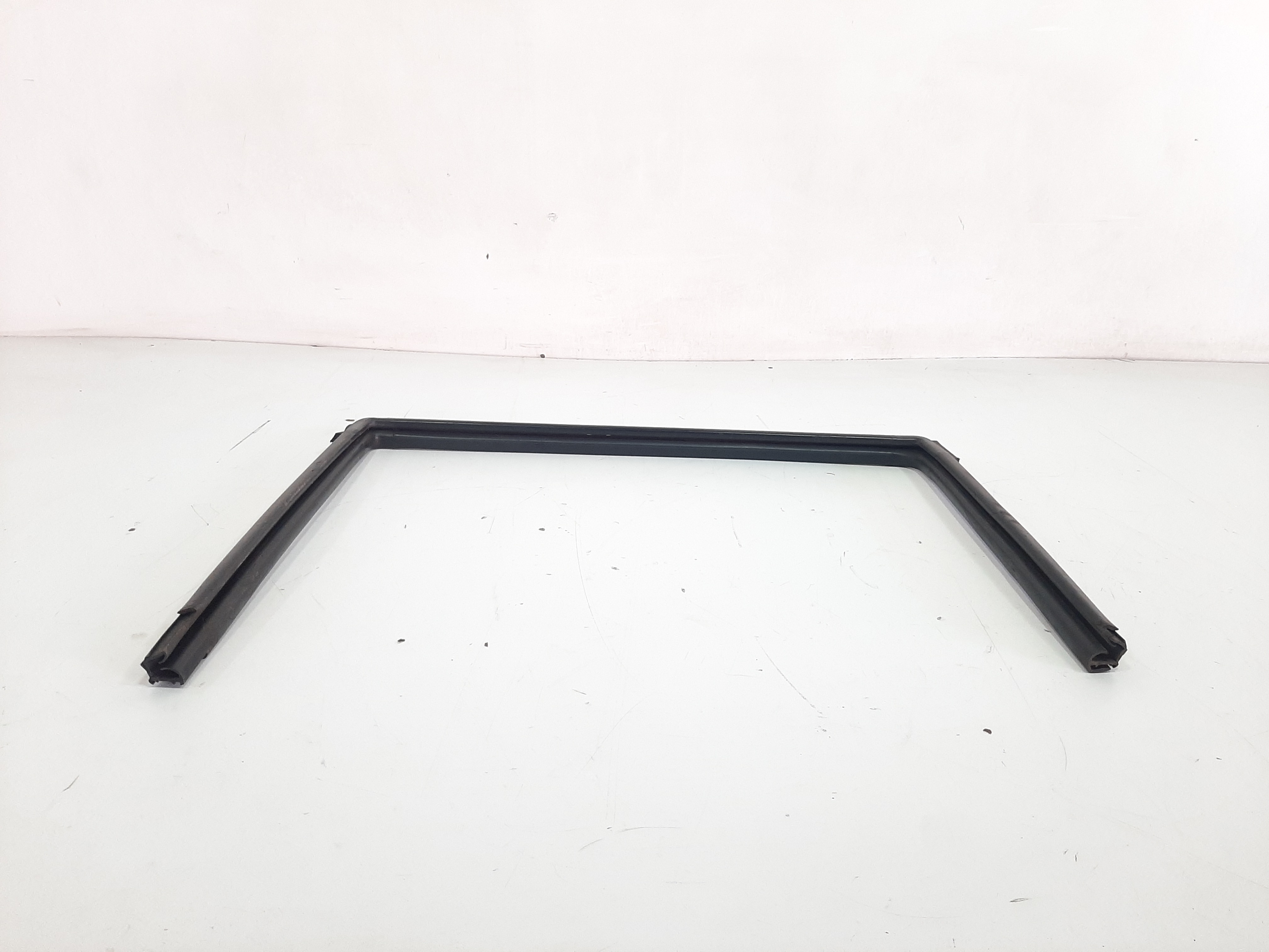 Moldura Borracha Porta Traseira Esquerda Livina 2010 A 2014 2