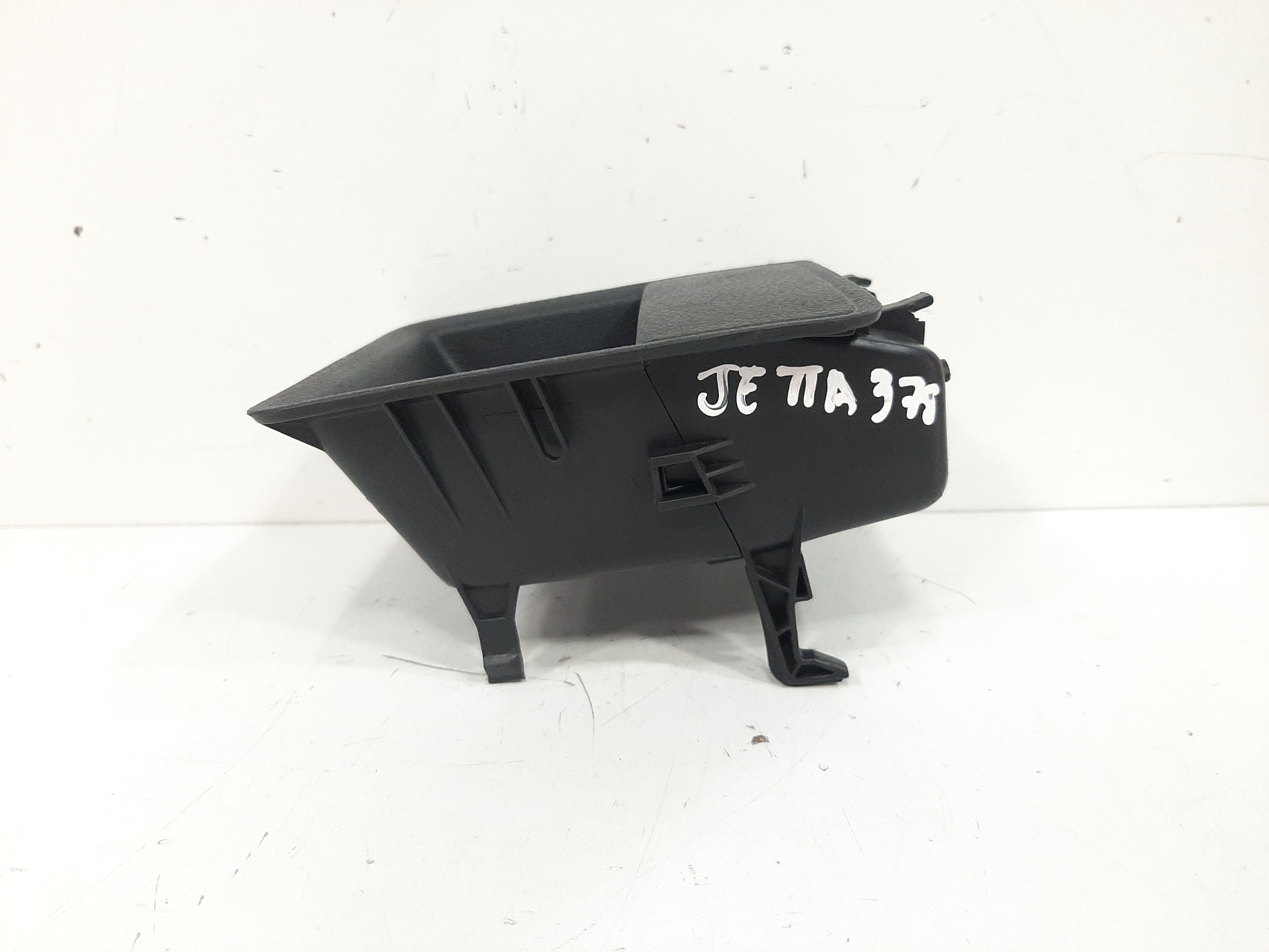 Porta Treco Objeto Central Vw Jetta 2011 A 2017 5c6863383 5