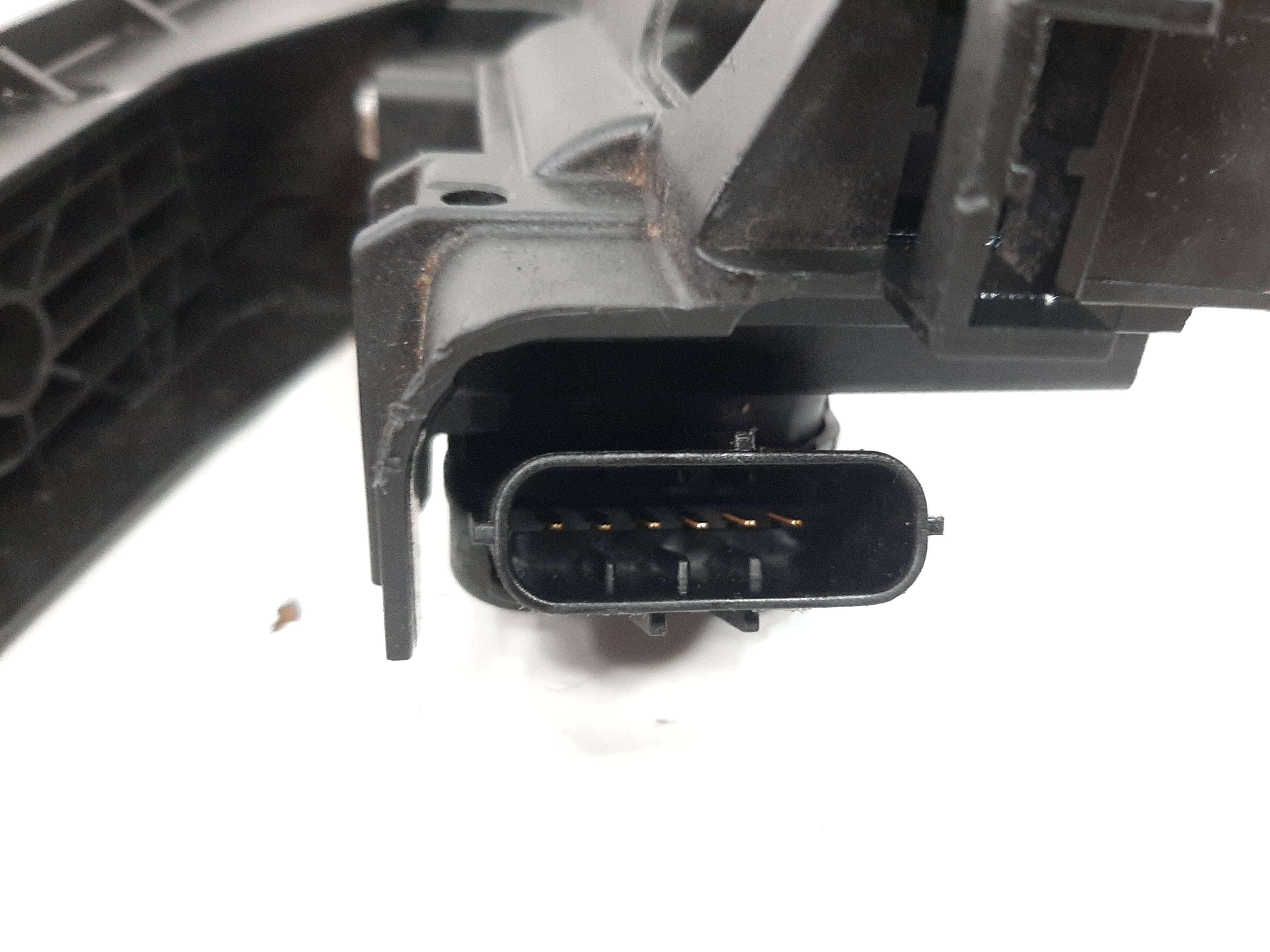 Pedal acelerador Jetta 375 2