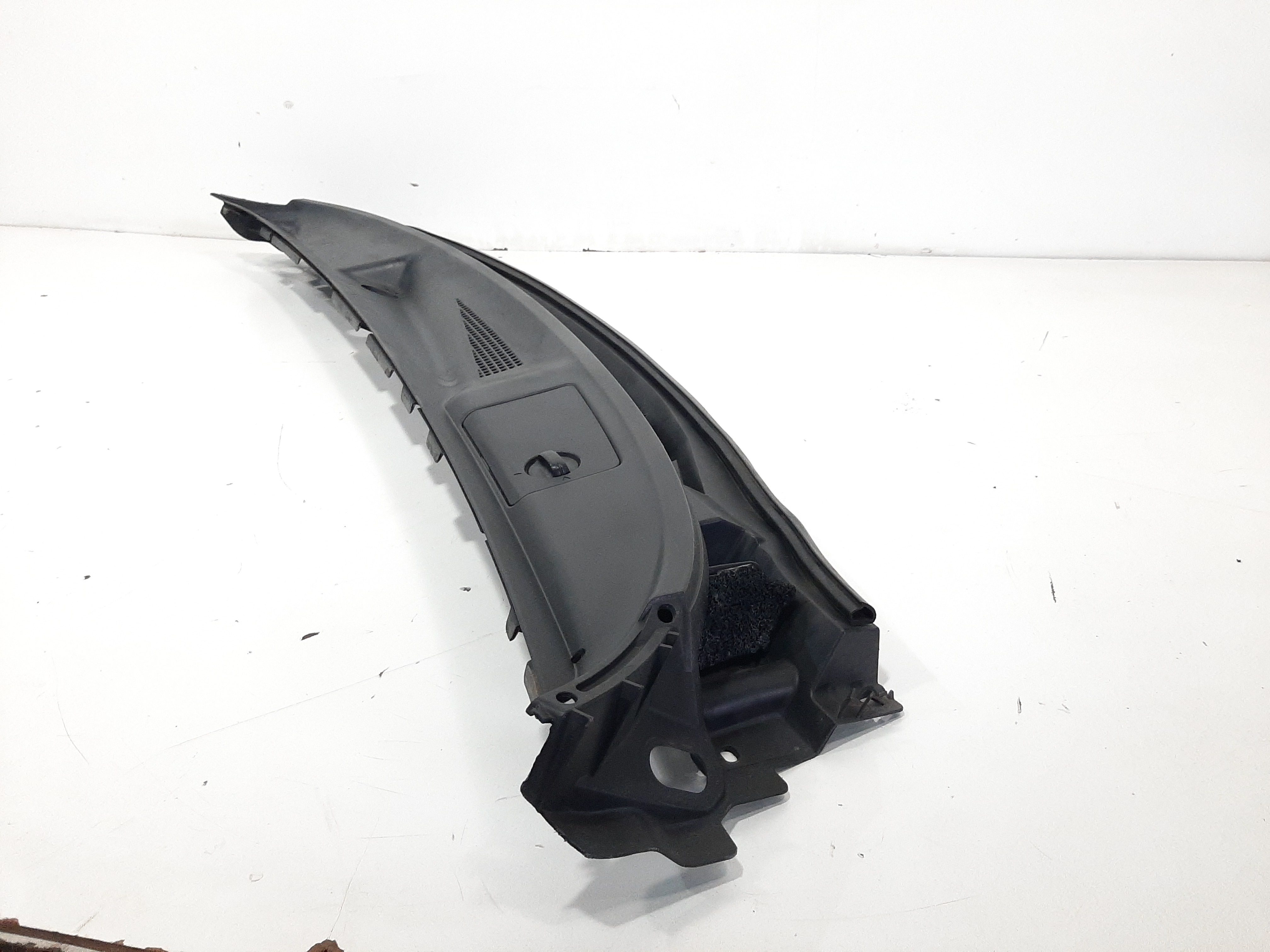 Acabamento Churrasqueira Nissan Livina 2010 2011 2012 A 2014 7
