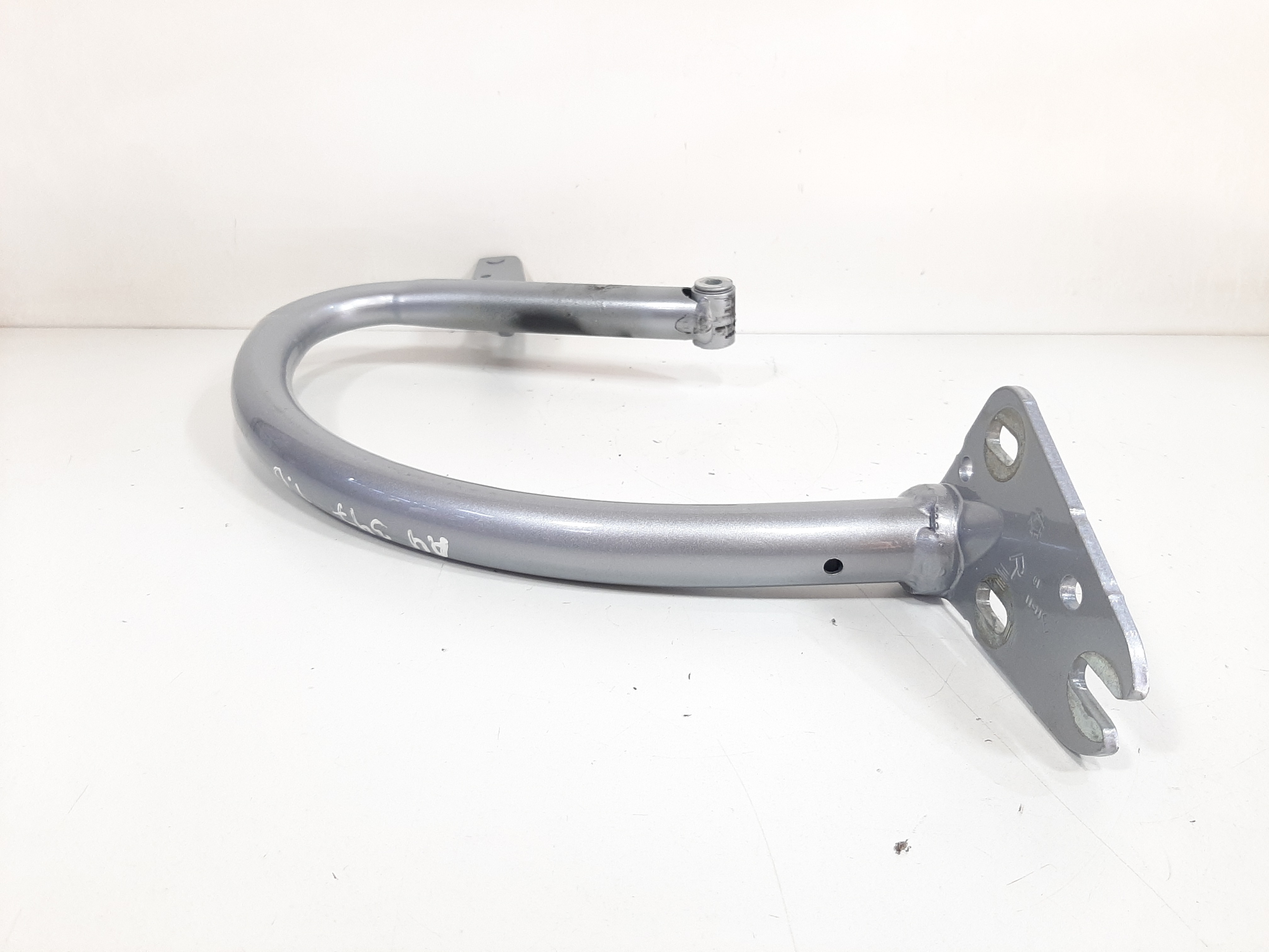 Dobradiça Direita Porta Malas Audi A4 2013 2014 2015 2016 7