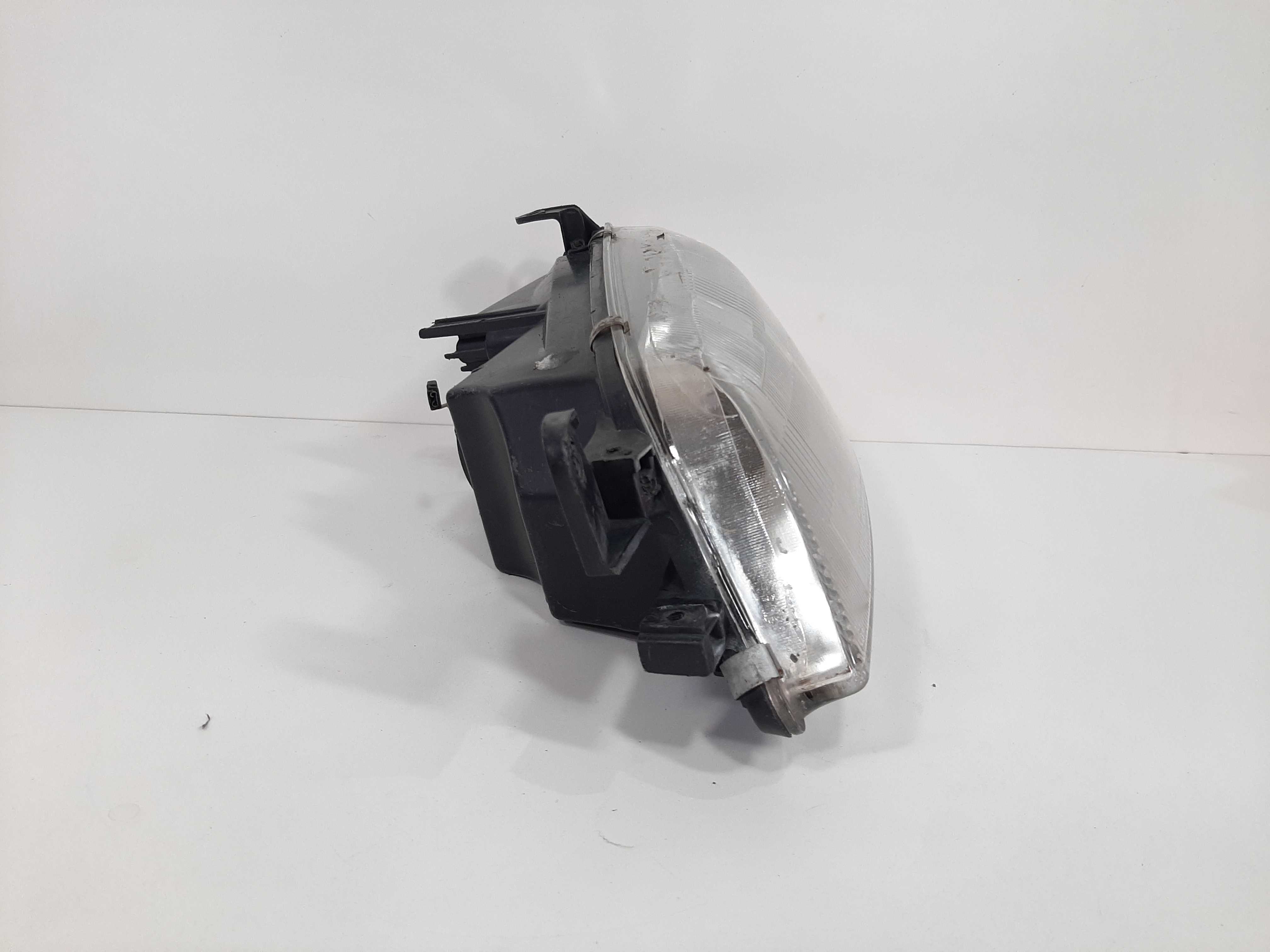 Farol Dianteiro Esquerdo Gm Vectra 1994 1995 1996 A 1999 1
