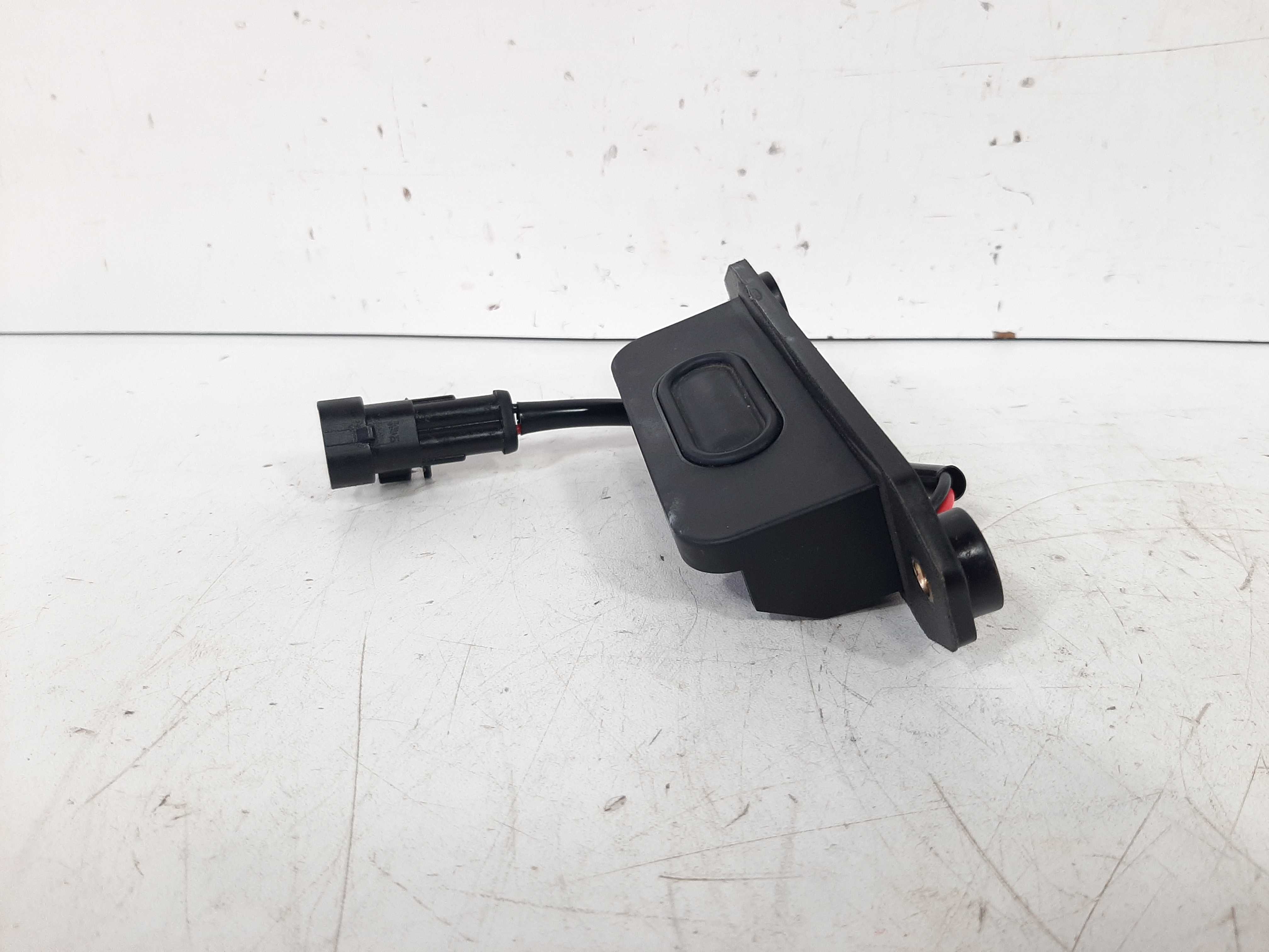 Botão Abertura Tampa Traseira Chery Tiggo 5x 2019 2020 2021 5