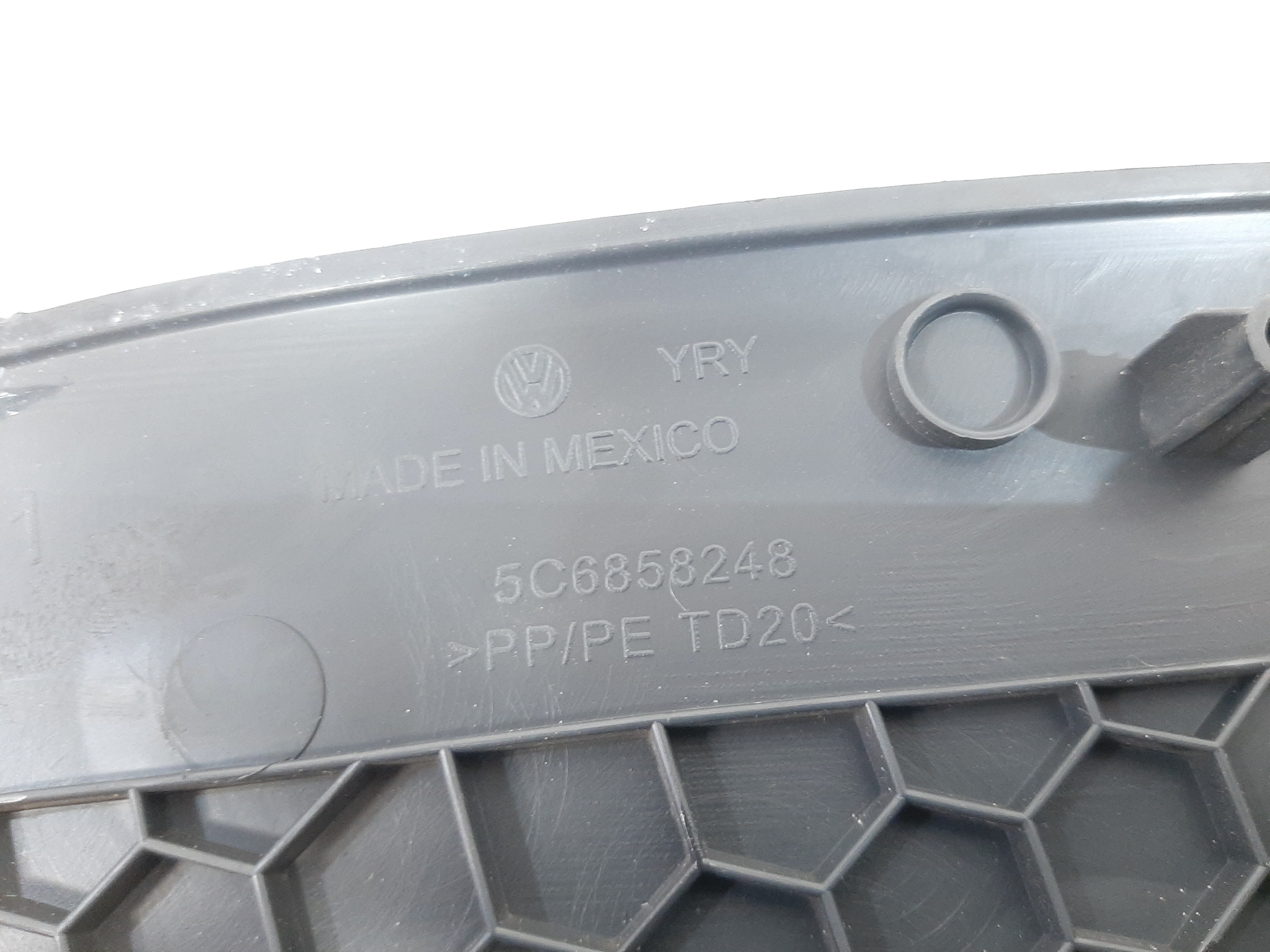 Capa Painel Tabelie Dianteiro Direito Vw Jetta 2.0 11 A 2017 8