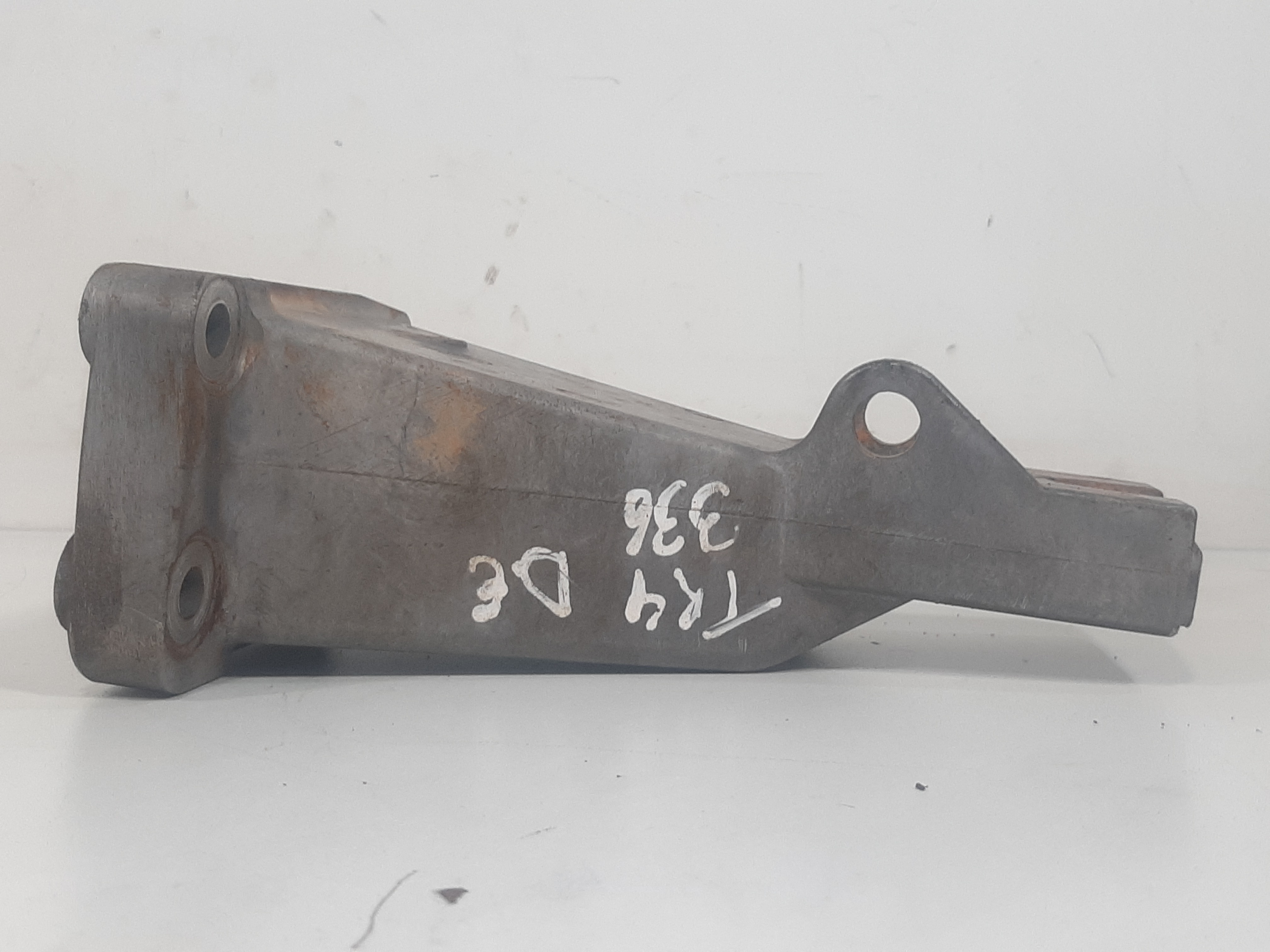 Suporte Coxim Motor Dianteiro Esquerdo Tr4 2003 2004 2005 3